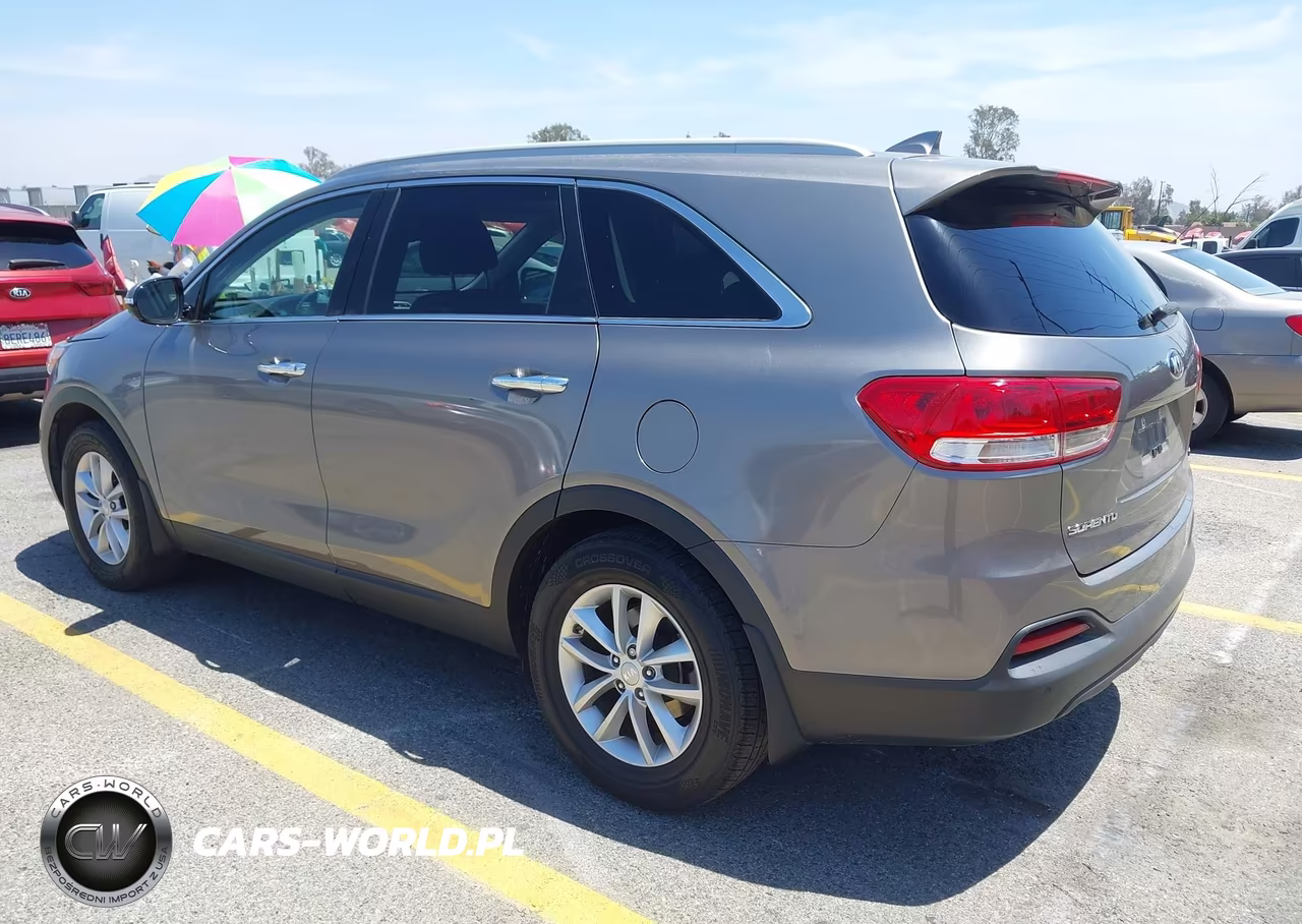 2018 Kia Sorento 2.4L Lx VIN:5XYPG4A35JG428958 - 3