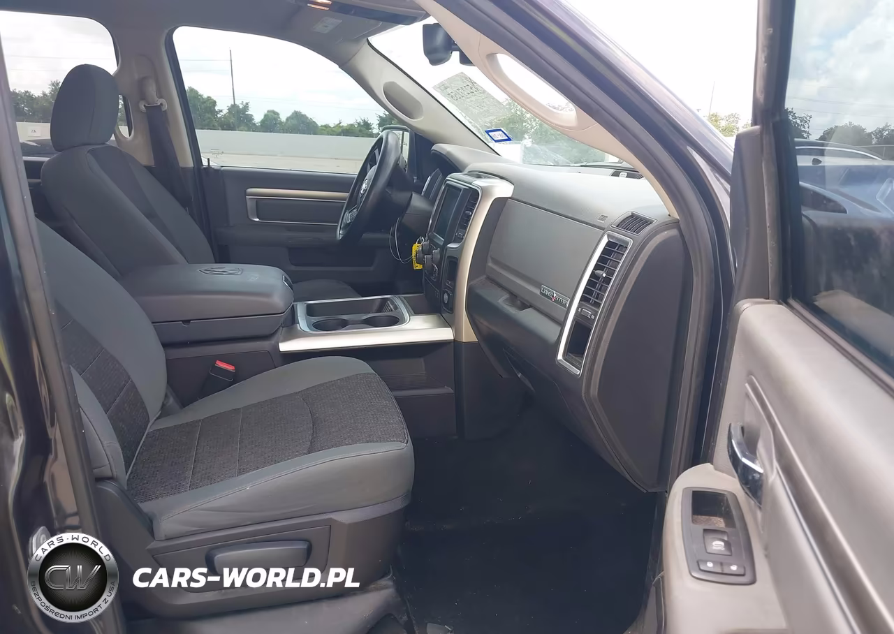 2016 Ram 1500 Lone Star VIN:1C6RR6LT1GS148590 - 5