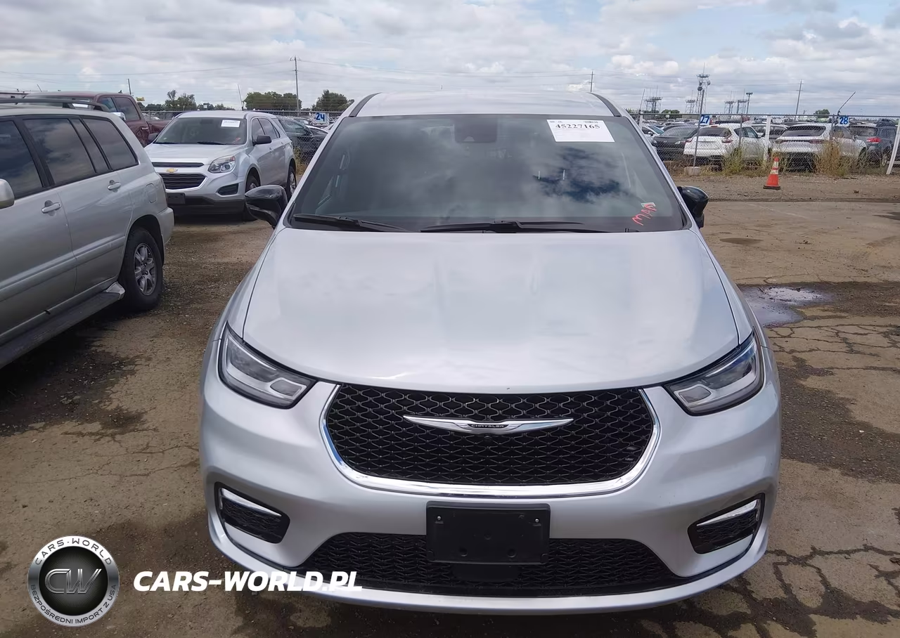 2026 Chrysler Pacifica Select VIN:2C4RC1BG4TR183315 - 12