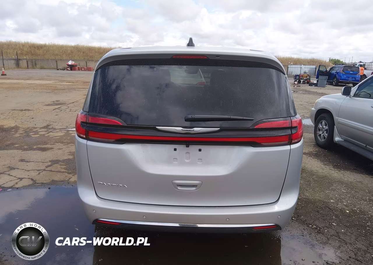 2026 Chrysler Pacifica Select VIN:2C4RC1BG4TR183315 - 16