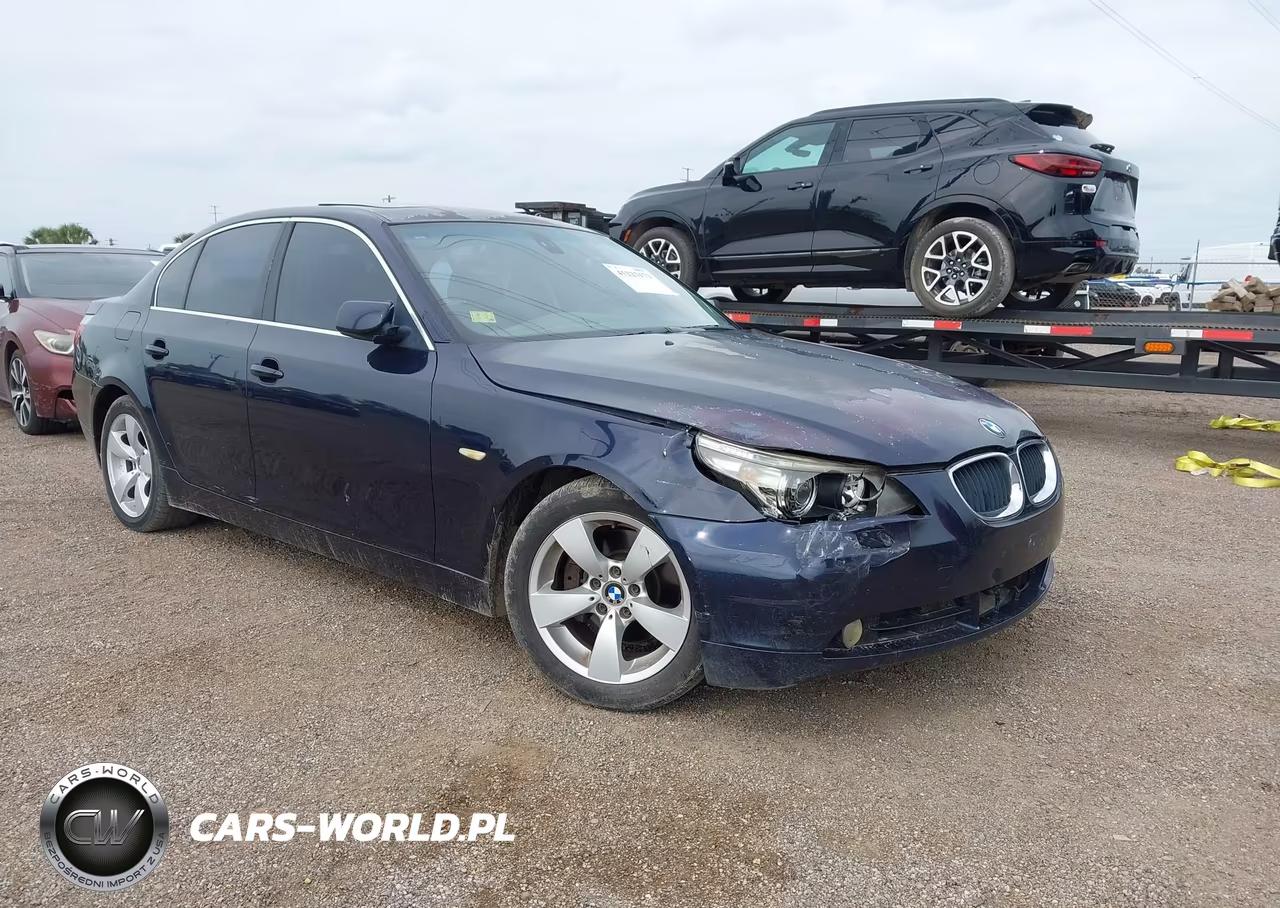 2004 BMW 530I
