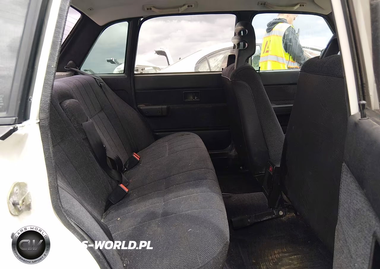 1993 Volvo 240 VIN:YV1AS8809P1481169 - 8