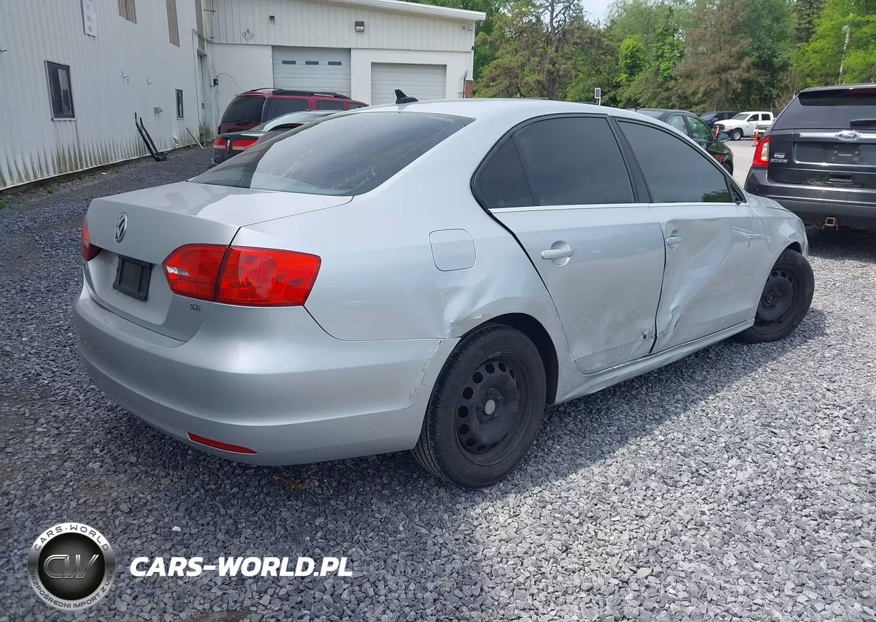 2014 Volkswagen Jetta 1.8T Se VIN:3VWB17AJ2EM363827 - 4