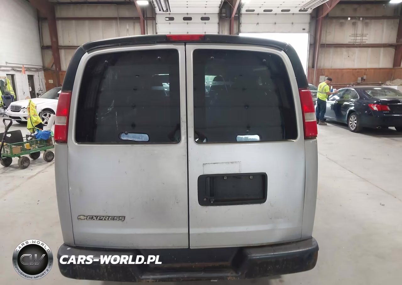 2017 Chevrolet Express 3500 Ls VIN:1GAZGNFF2H1303694 - 16