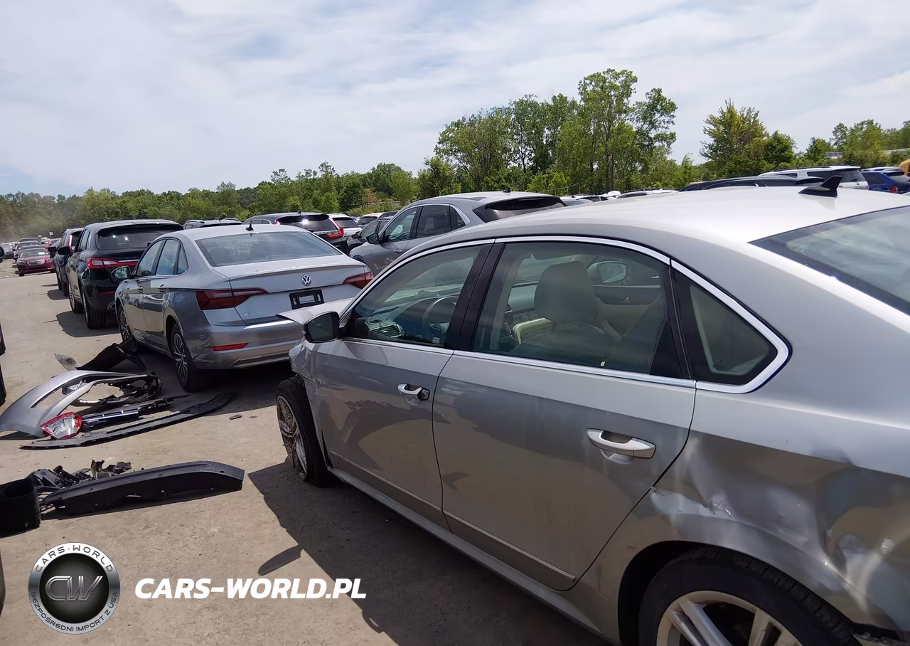 2014 Volkswagen Passat 1.8T Sel Premium VIN:1VWCT7A35EC024447 - 15