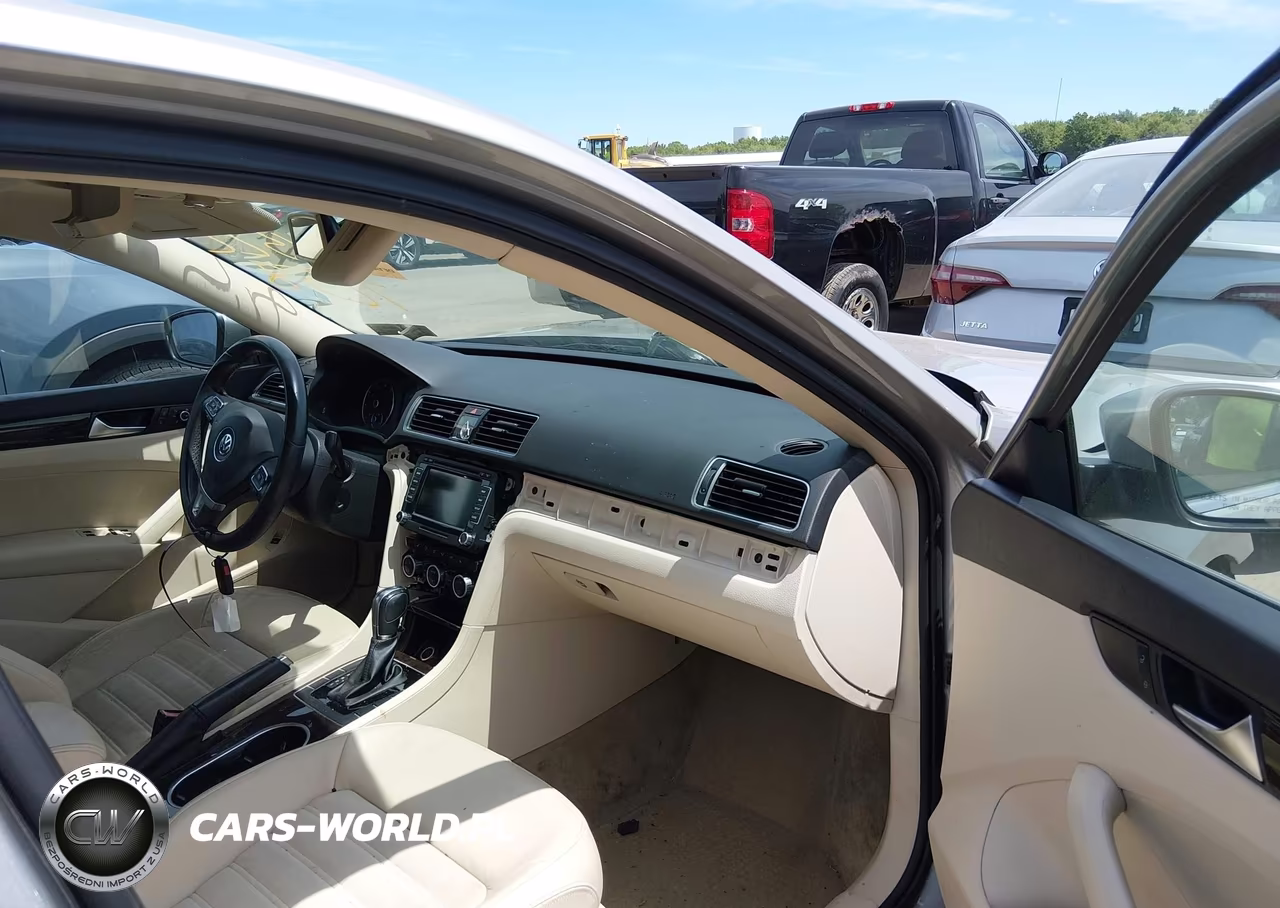 2014 Volkswagen Passat 1.8T Sel Premium VIN:1VWCT7A35EC024447 - 5