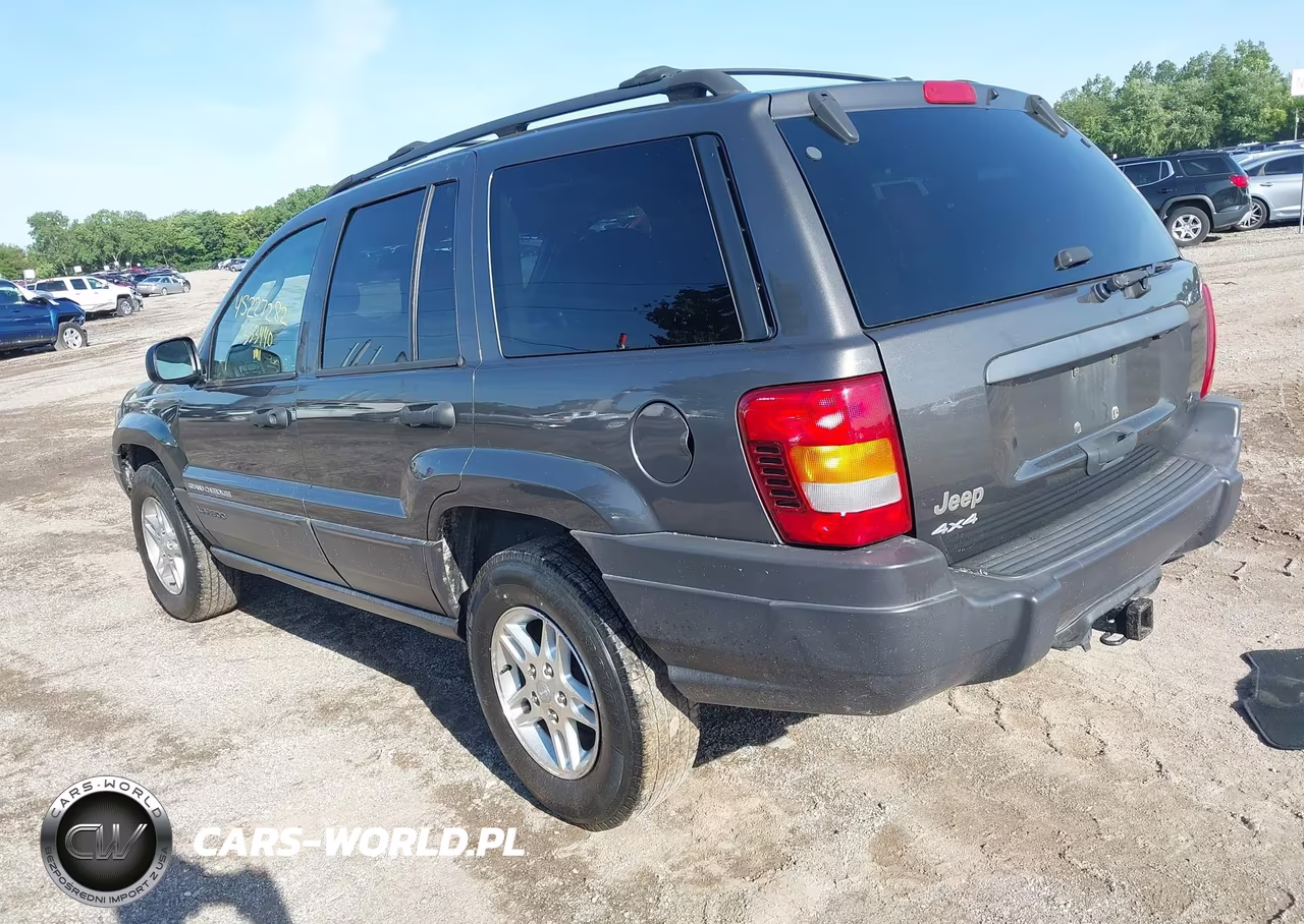 2003 Jeep Grand Cherokee Laredo VIN:1J4GW48S23C567561 - 3
