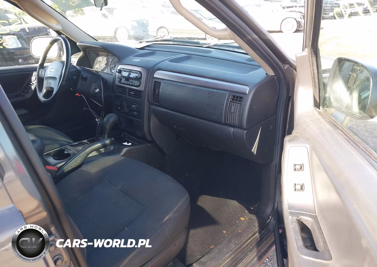 2003 Jeep Grand Cherokee Laredo VIN:1J4GW48S23C567561 - 5