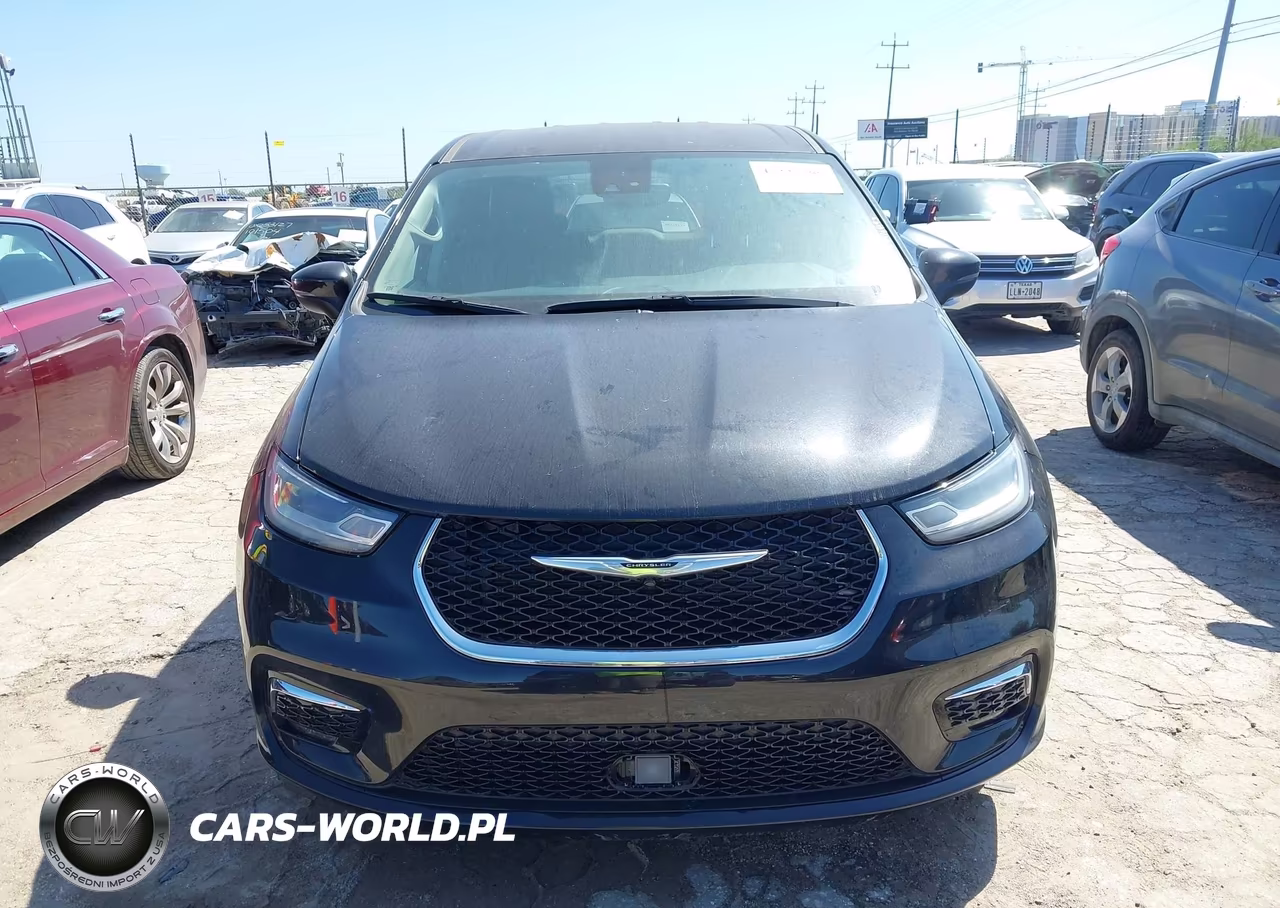 2023 Chrysler Pacifica Touring L VIN:2C4RC1BG9PR606492 - 12