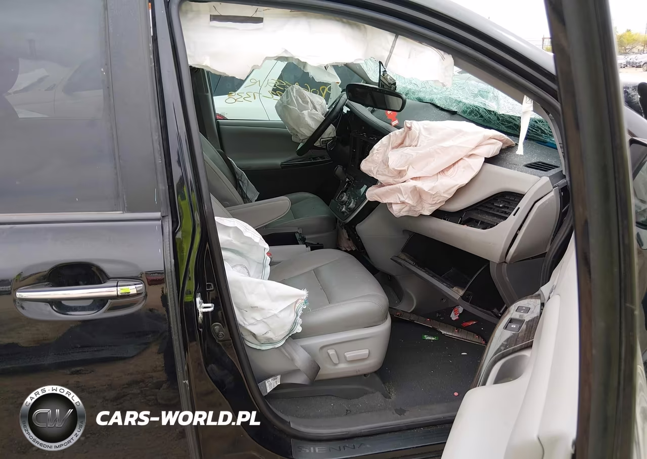 2020 Toyota Sienna Xle VIN:5TDYZ3DC6LS071428 - 5