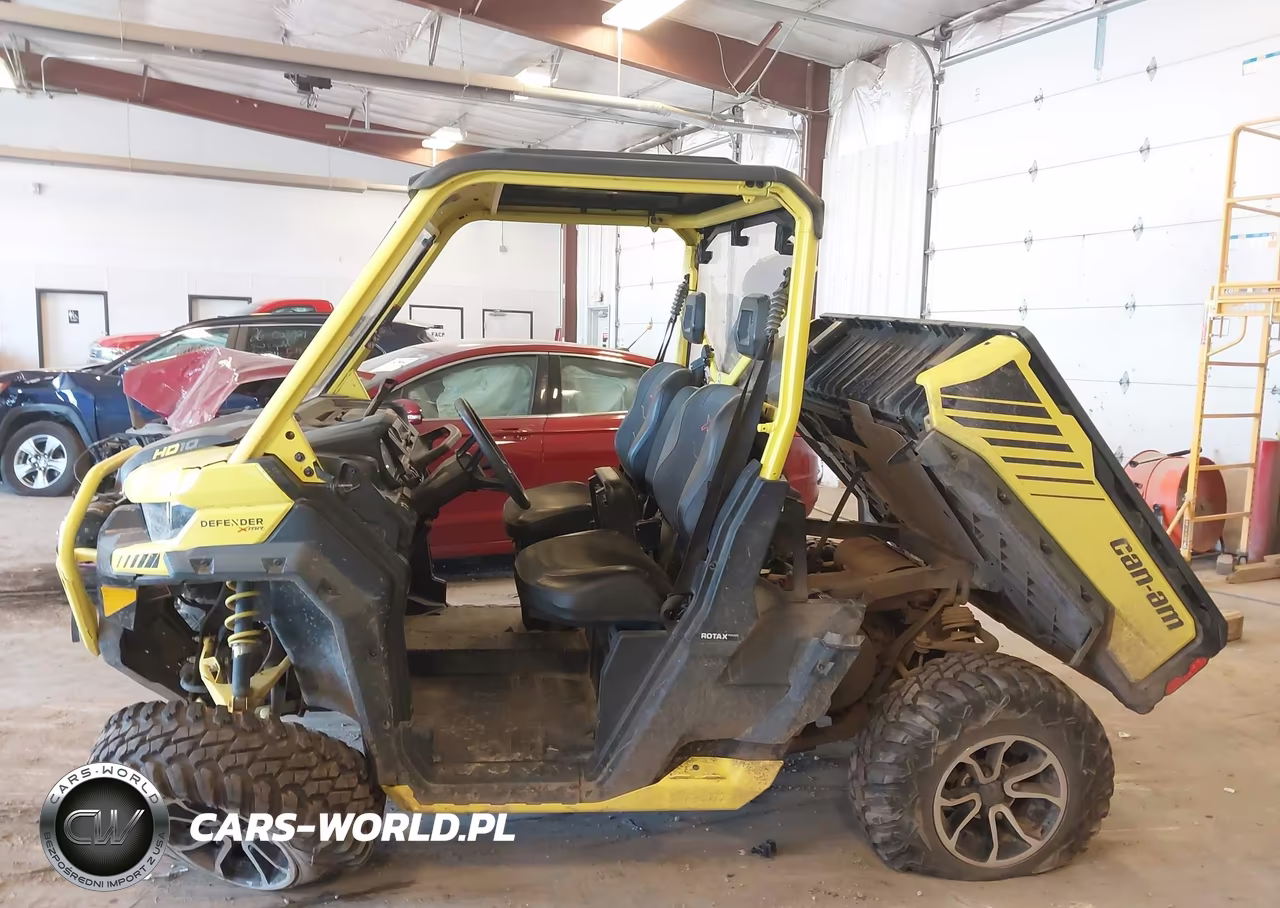 2018 Can-Am Defender X Mr Hd10 VIN:3JBUWAP45JK000183 - 13