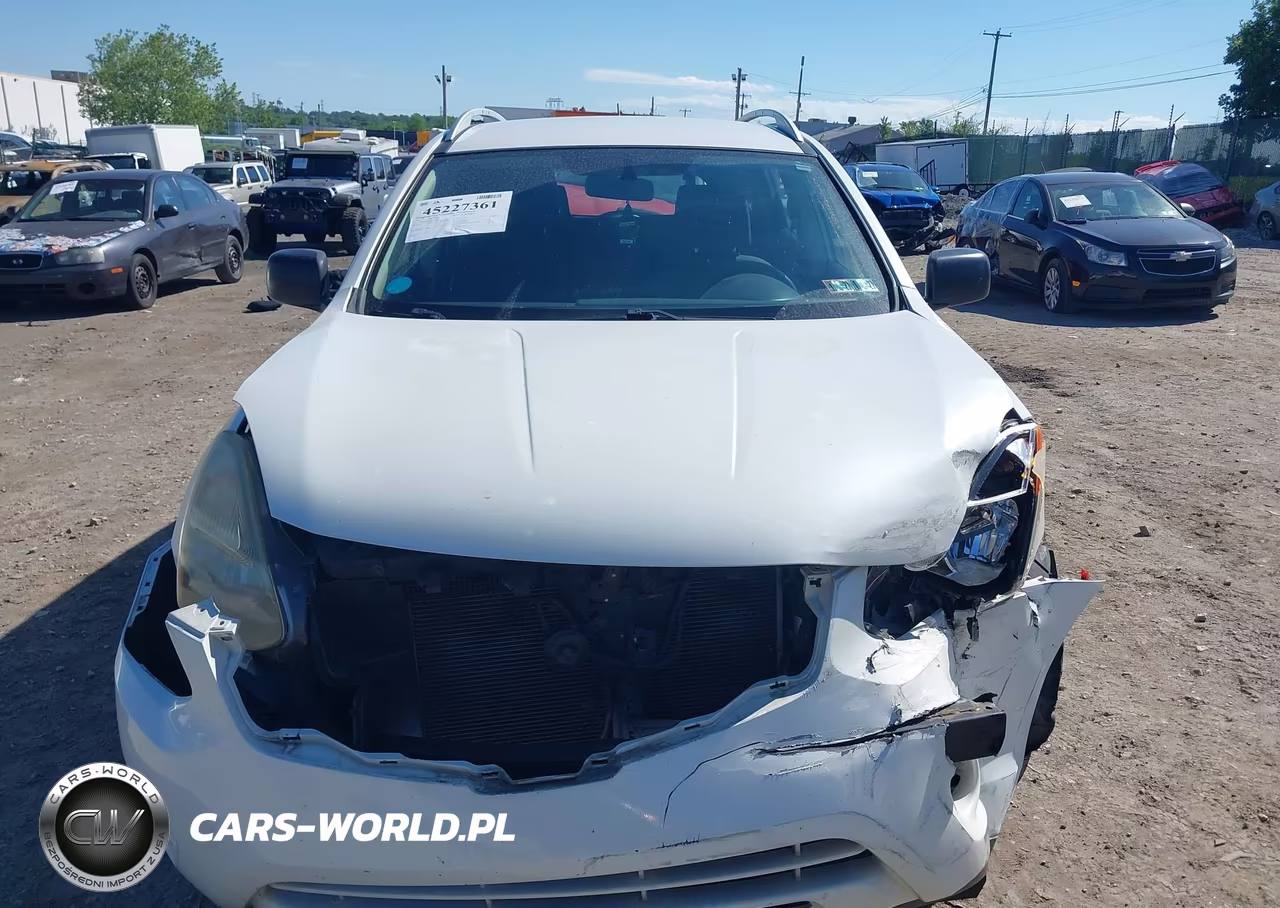 2015 Nissan Rogue Select S VIN:JN8AS5MV9FW756213 - 12