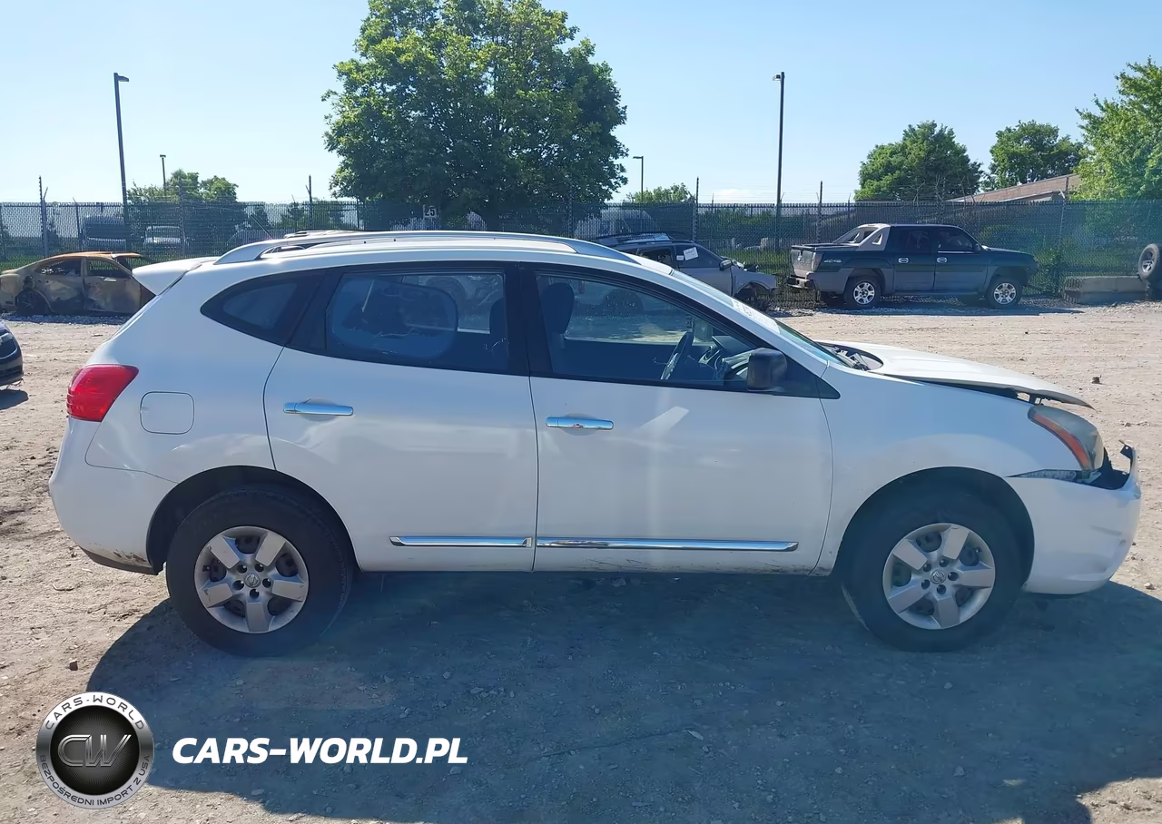 2015 Nissan Rogue Select S VIN:JN8AS5MV9FW756213 - 13