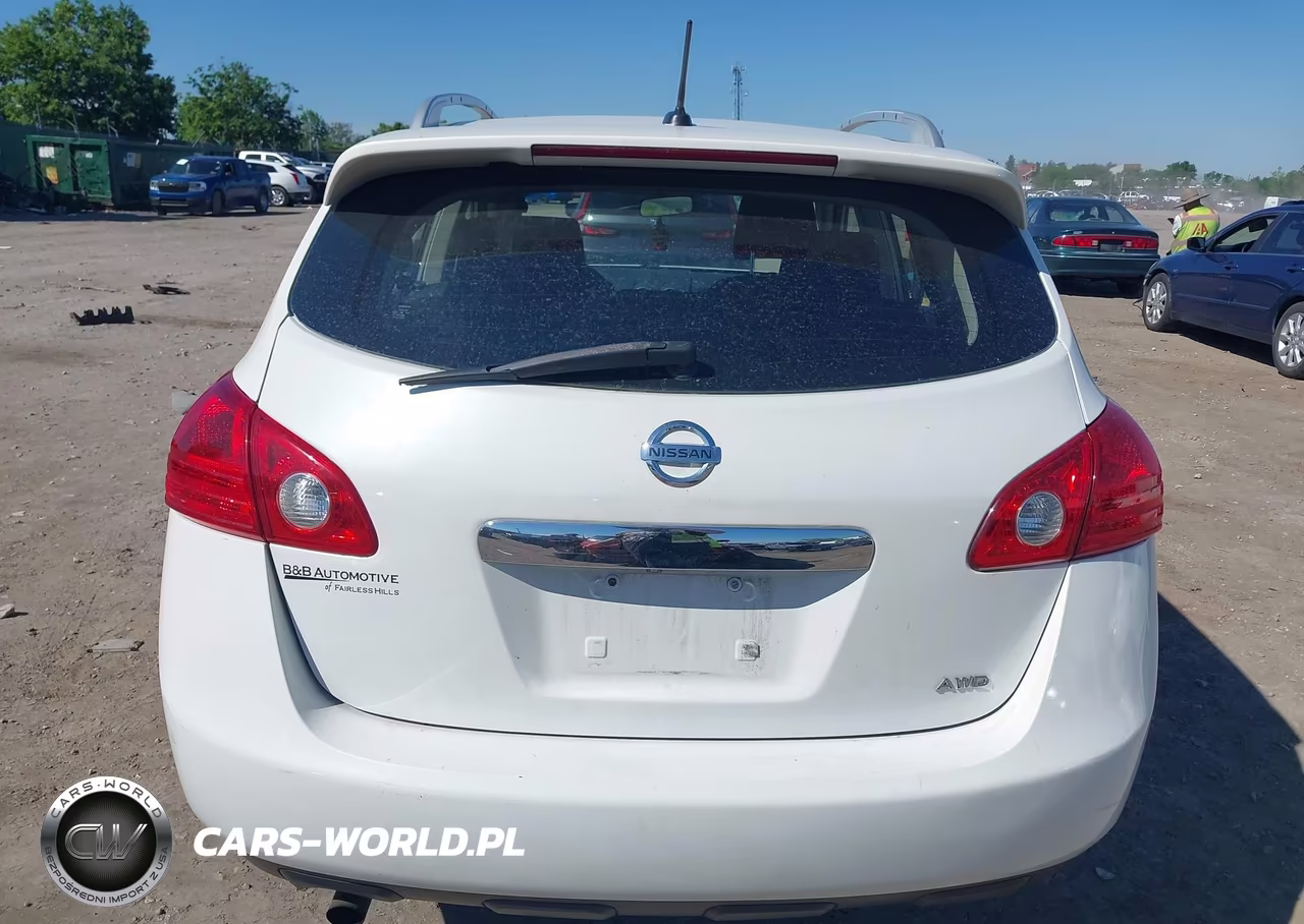2015 Nissan Rogue Select S VIN:JN8AS5MV9FW756213 - 16