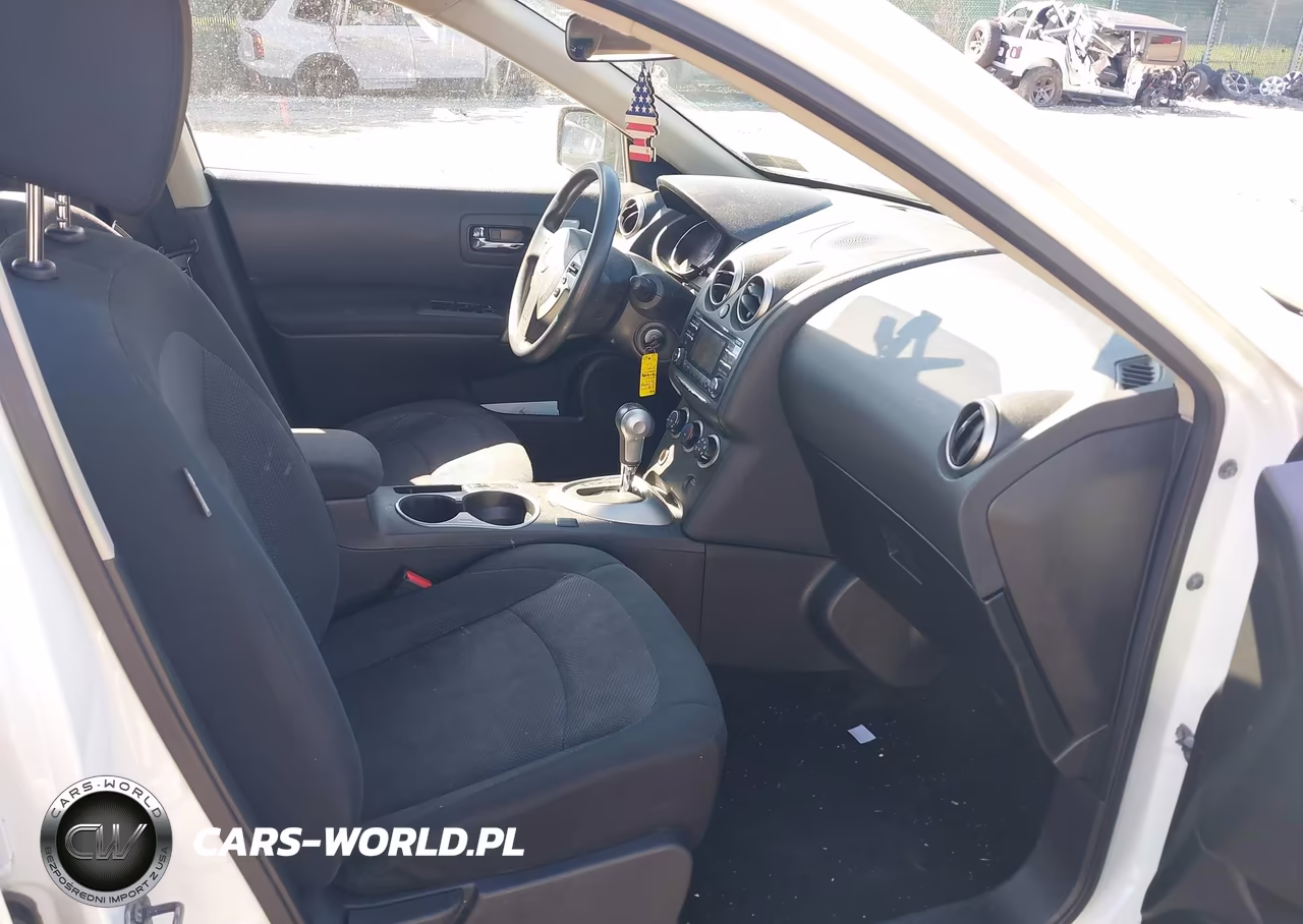 2015 Nissan Rogue Select S VIN:JN8AS5MV9FW756213 - 5