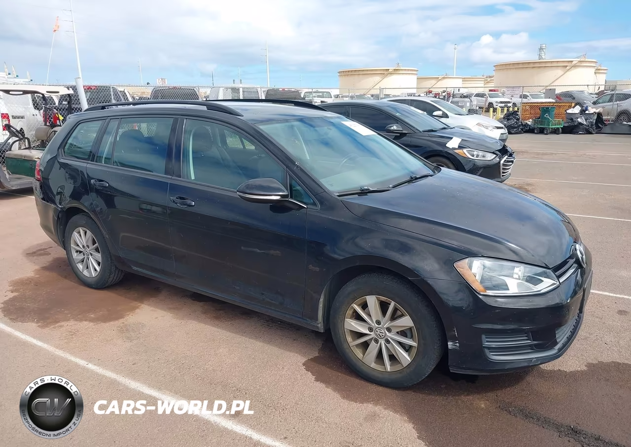 2015 Volkswagen Golf Sportwagen Tsi S 4-Door