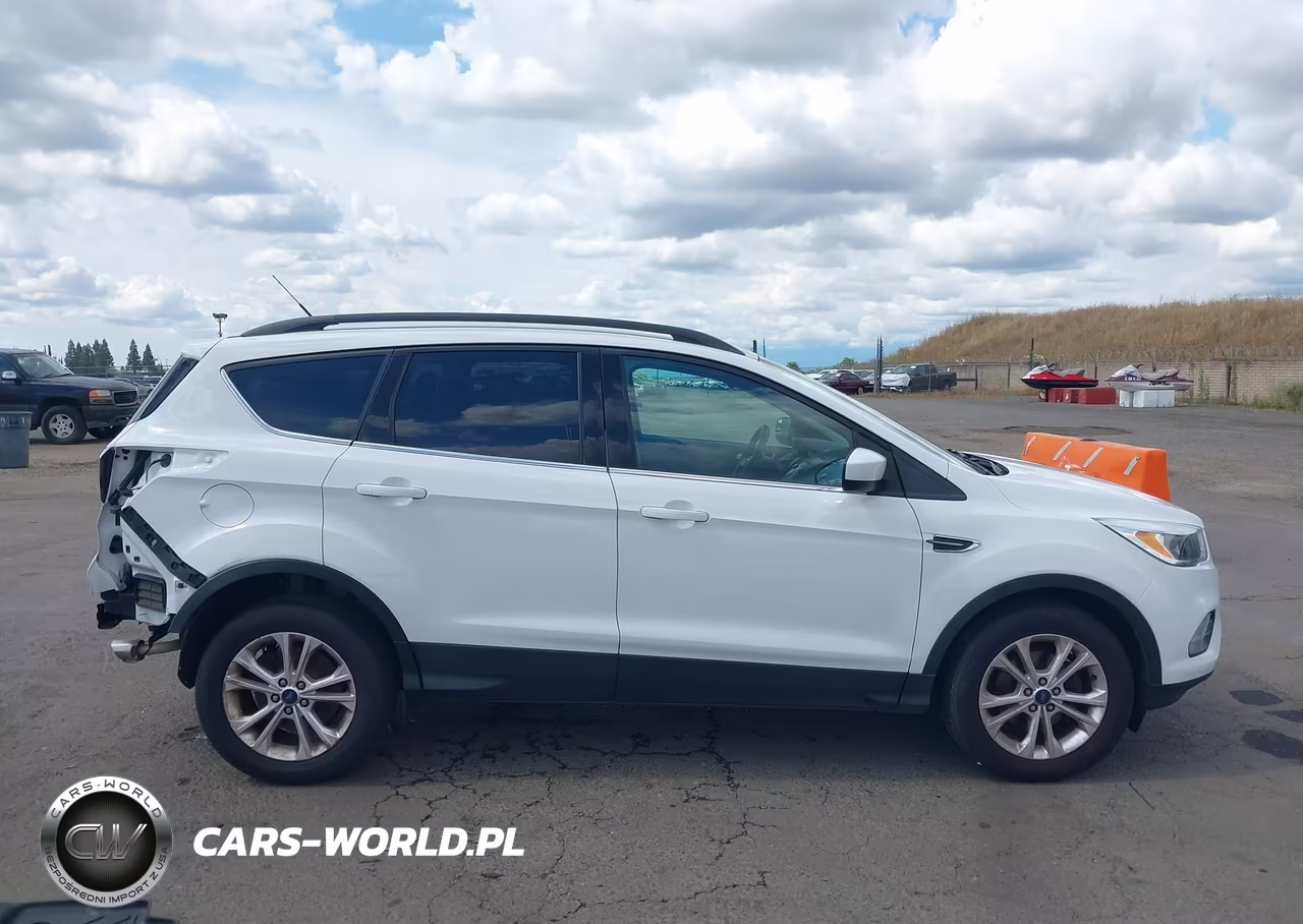 2018 Ford Escape Se VIN:1FMCU0GDXJUB16841 - 13