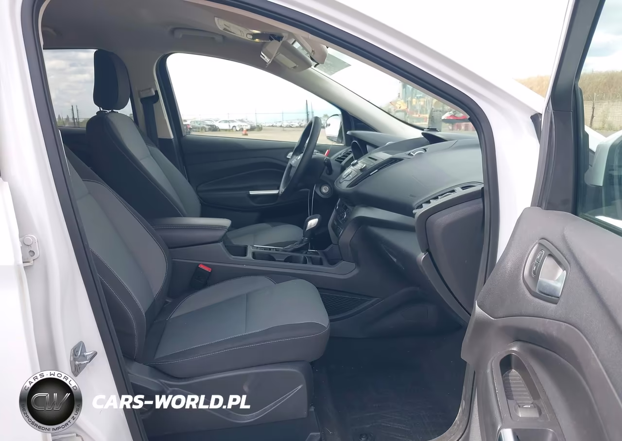 2018 Ford Escape Se VIN:1FMCU0GDXJUB16841 - 5
