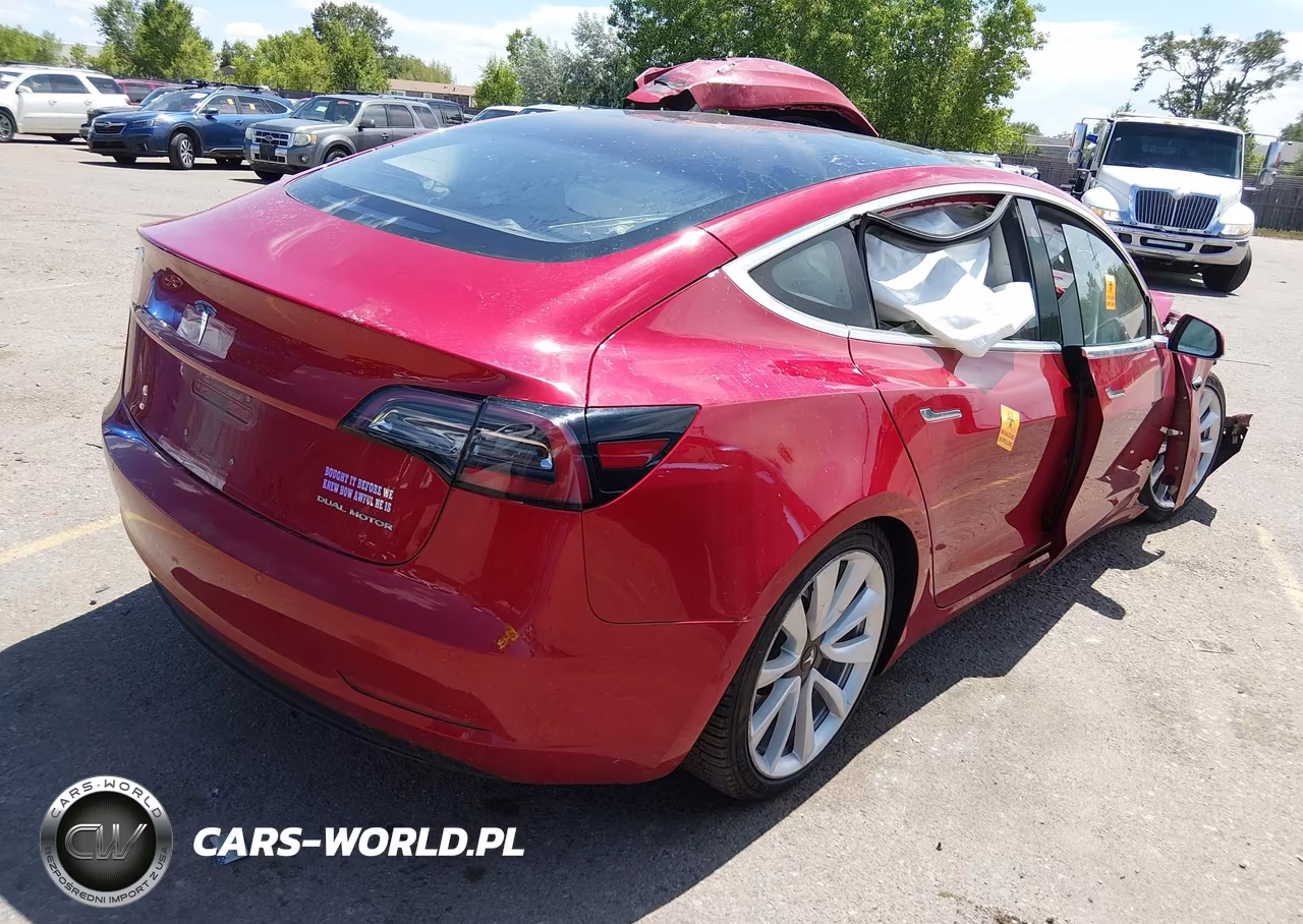 2018 Tesla Model 3 Long Range-Performance VIN:5YJ3E1EB4JF115895 - 4