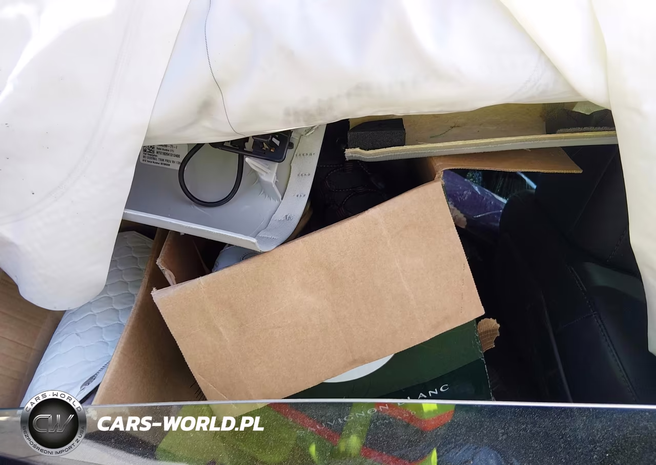 2018 Tesla Model 3 Long Range-Performance VIN:5YJ3E1EB4JF115895 - 8