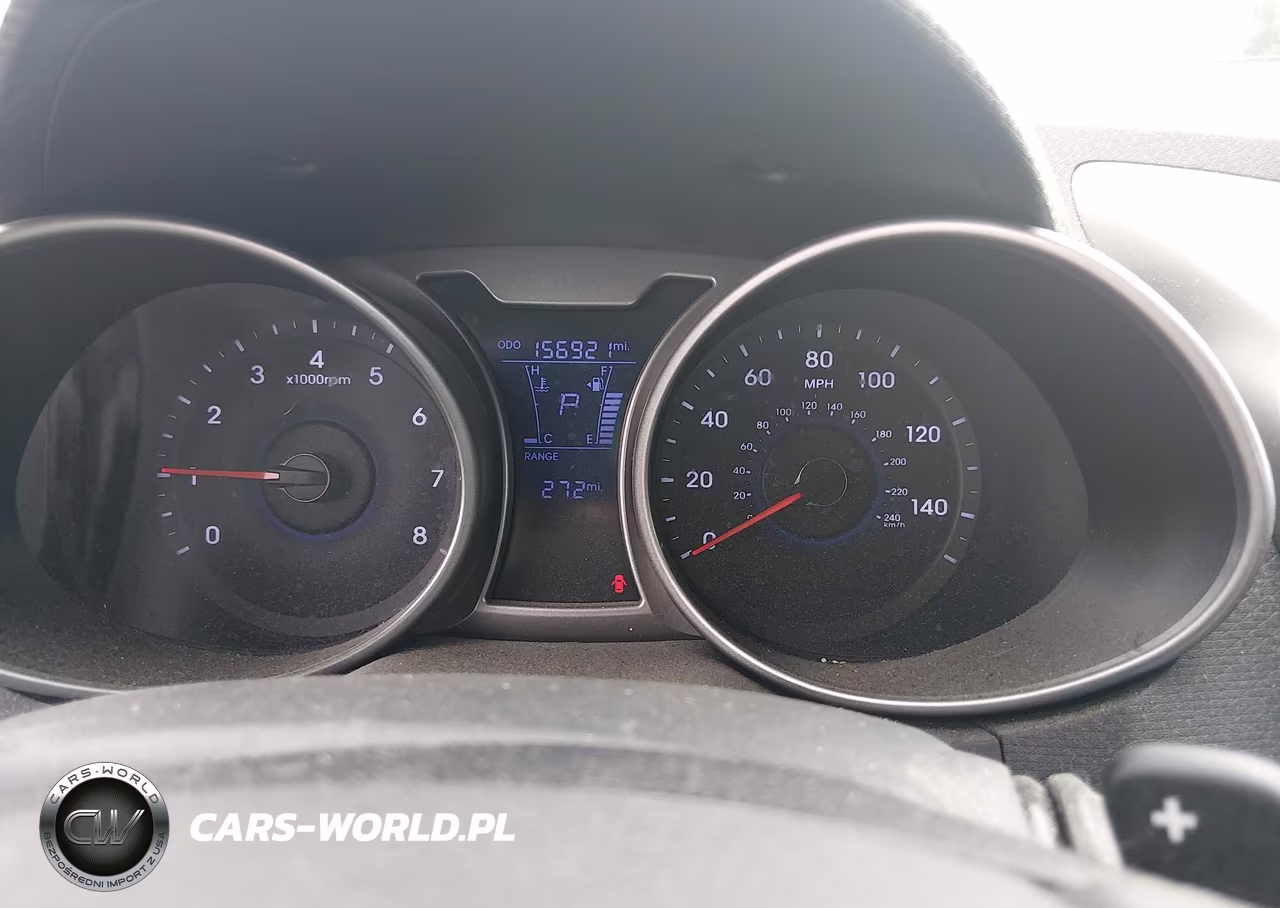 2016 Hyundai Veloster VIN:KMHTC6AD3GU272646 - 7