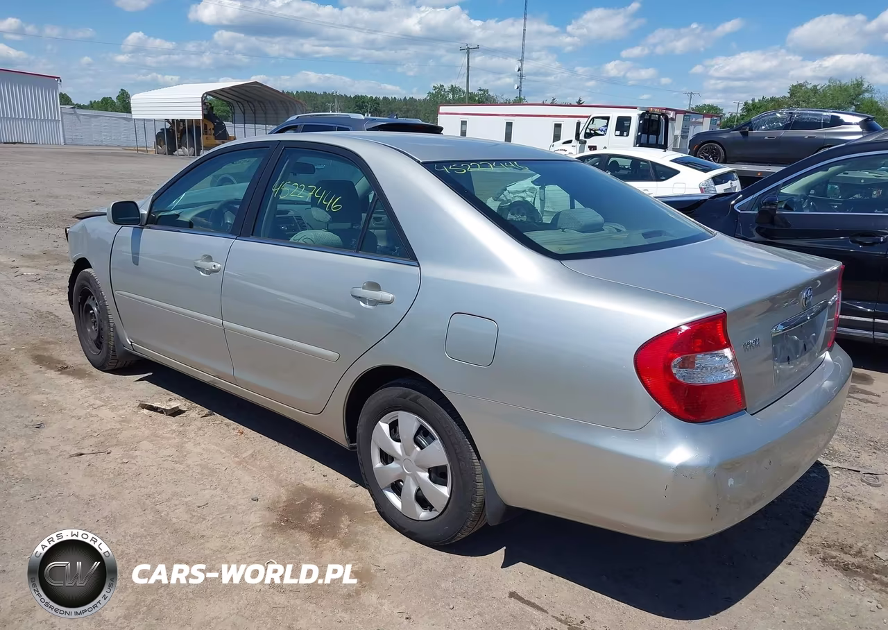 2004 Toyota Camry Le VIN:4T1BE32K04U836766 - 3
