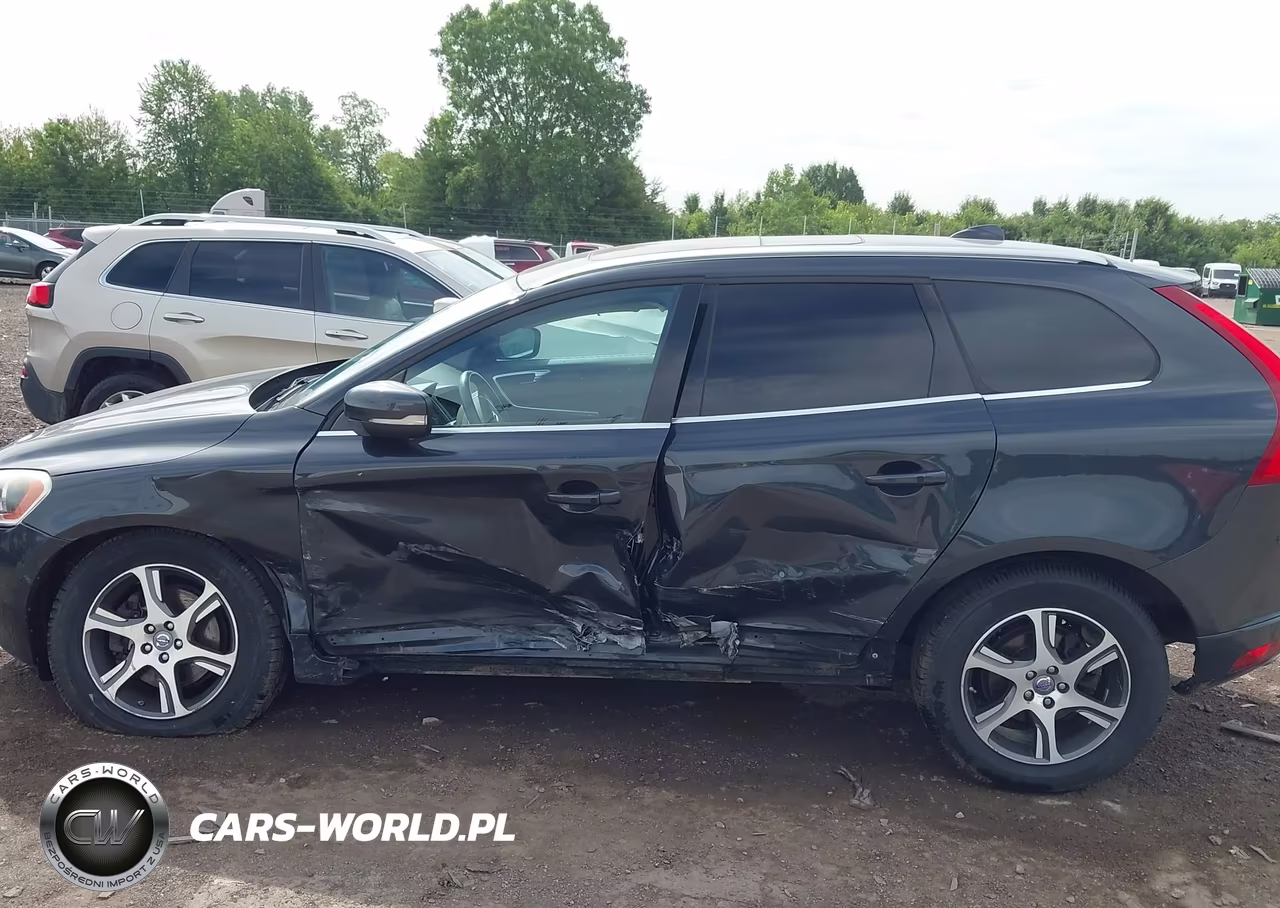 2014 Volvo Xc60 T6 R-Design Platinum VIN:YV4902DZ1E2535343 - 6
