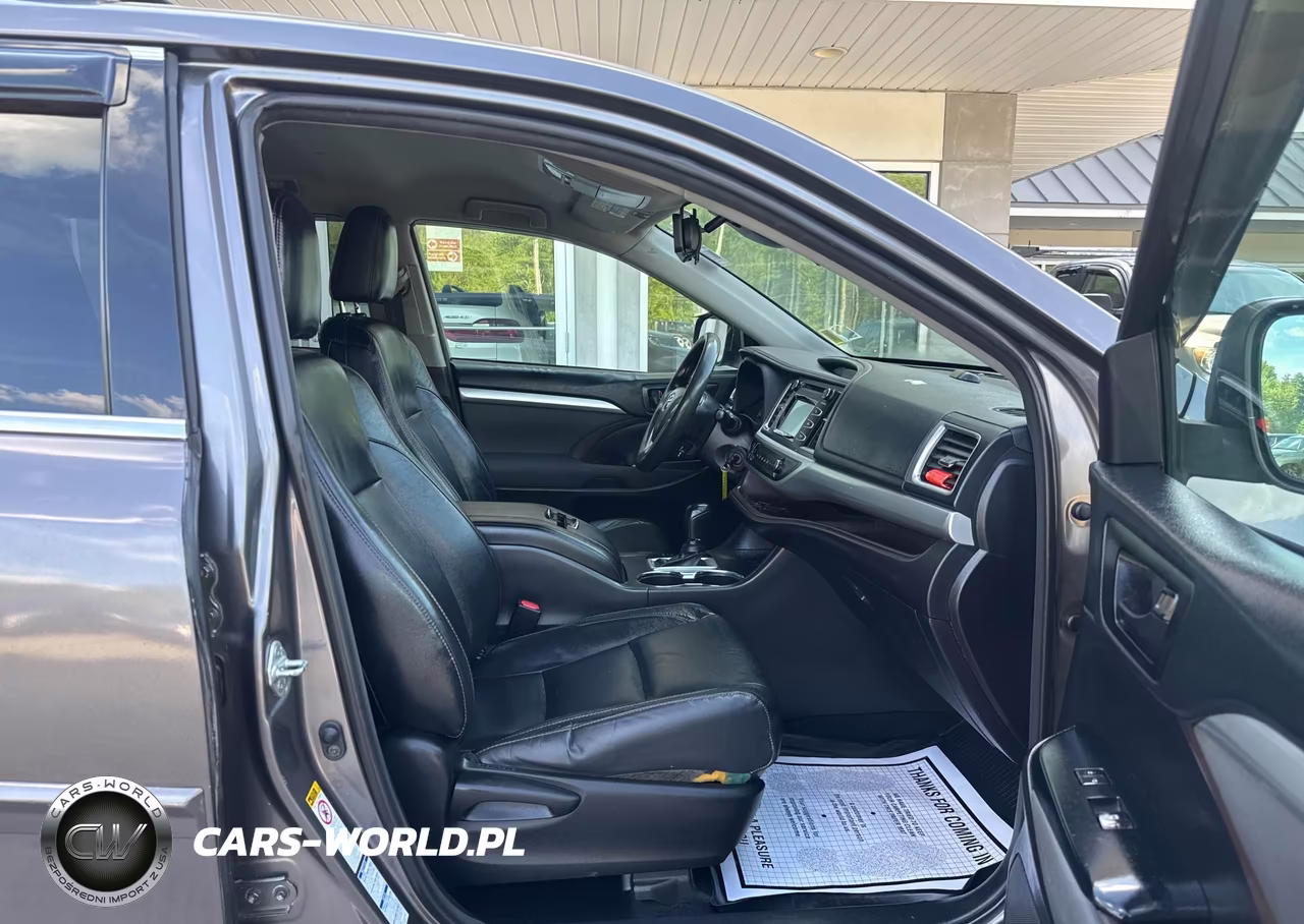 2018 Toyota Highlander Le VIN:5TDBZRFH6JS913523 - 5