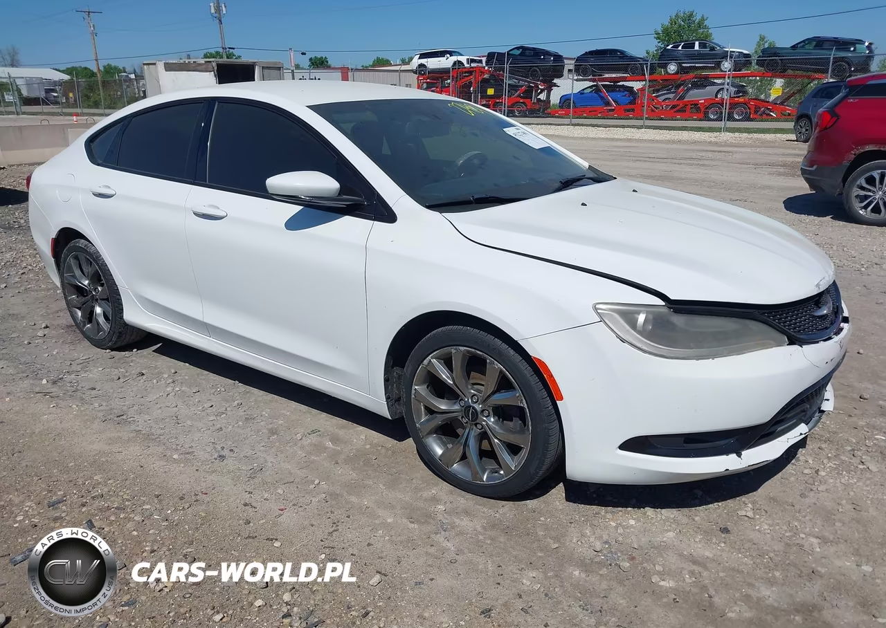 2015 Chrysler 200 S – zdjęcie 1 z 12