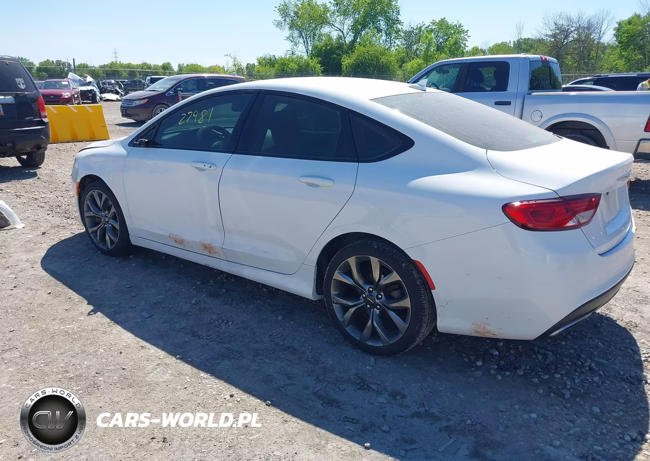 2015 Chrysler 200 S VIN:1C3CCCBG0FN581239 - 3