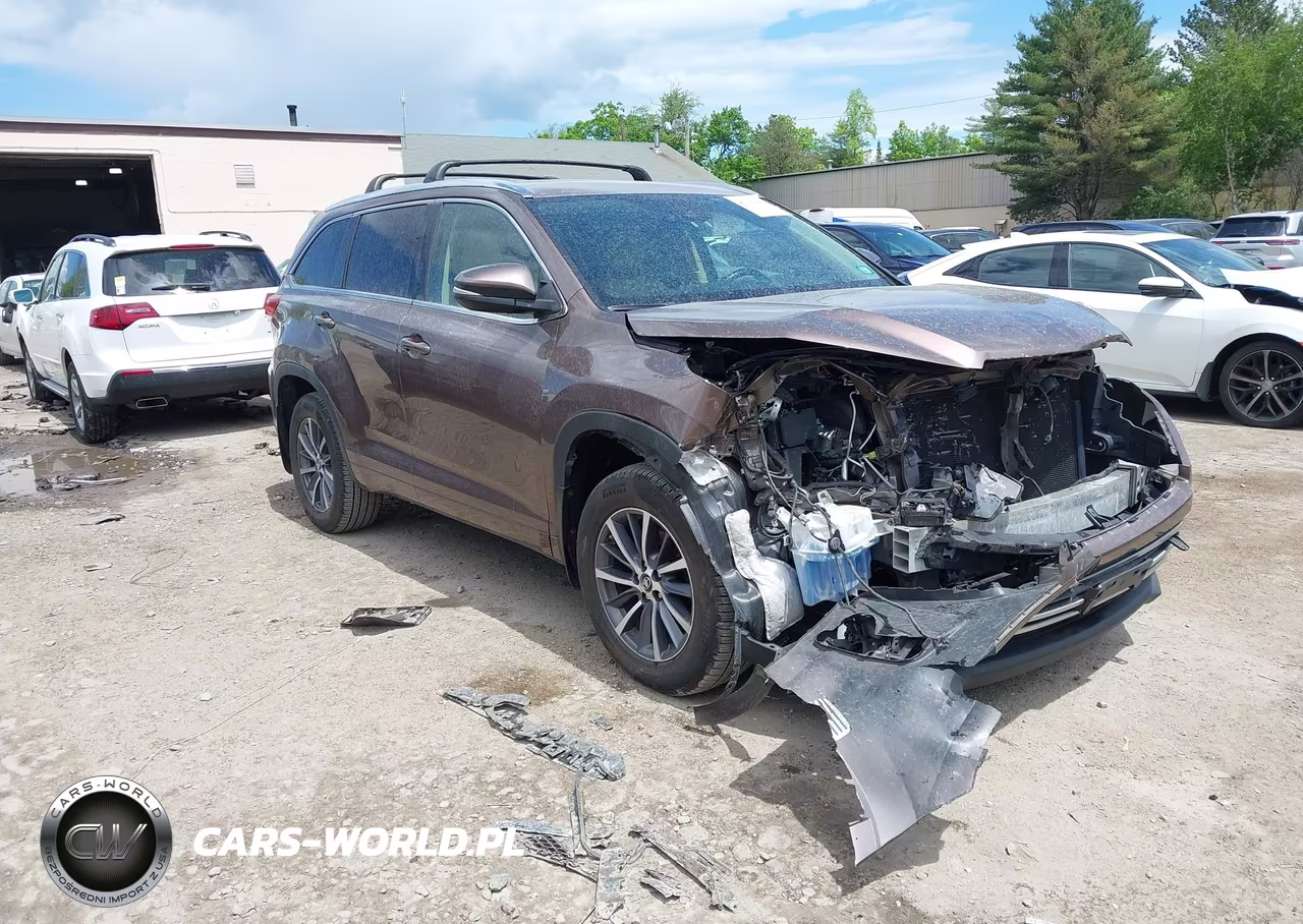 2017 Toyota Highlander Xle – zdjęcie 1 z 17