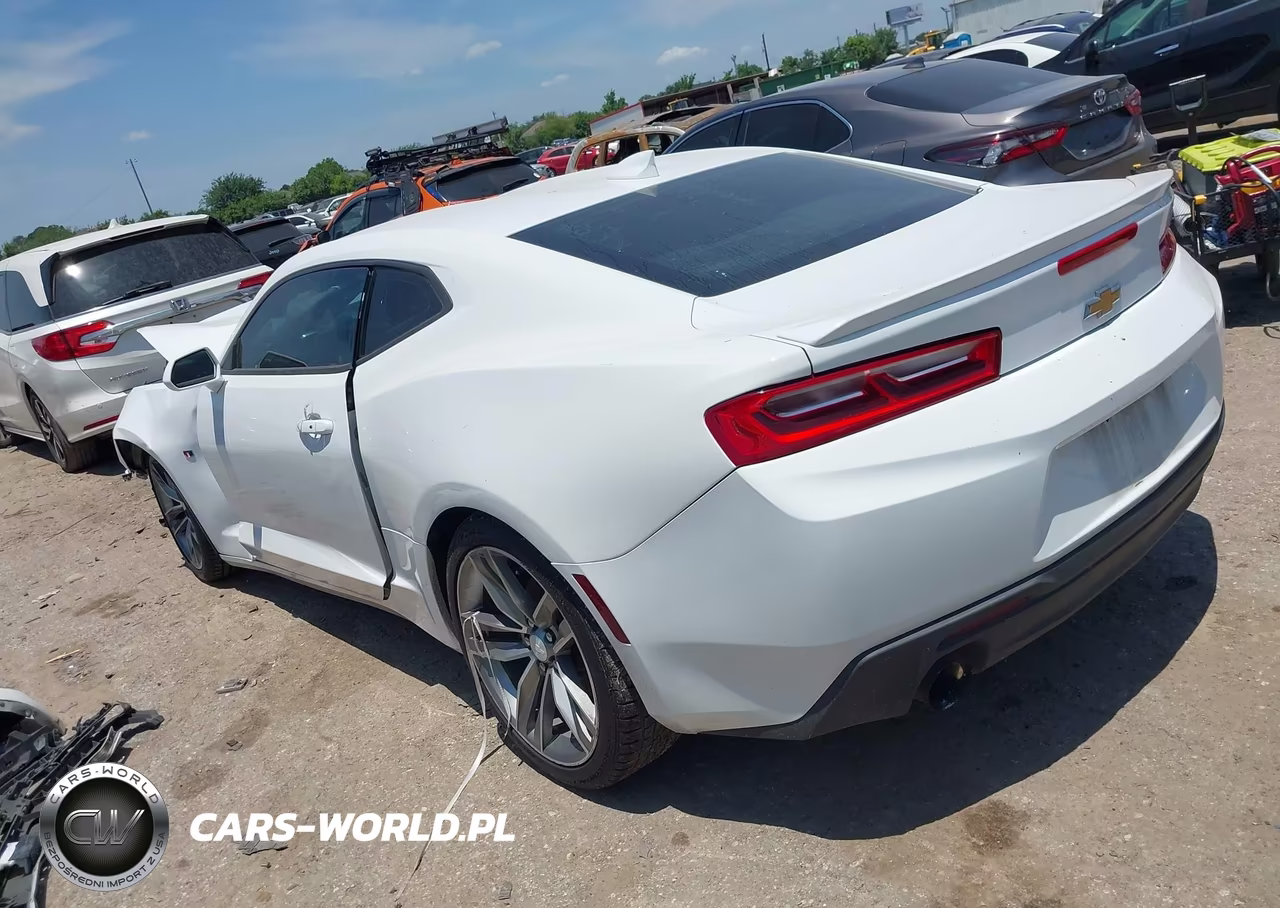 2017 Chevrolet Camaro 1Lt VIN:1G1FB1RS7H0104830 - 3