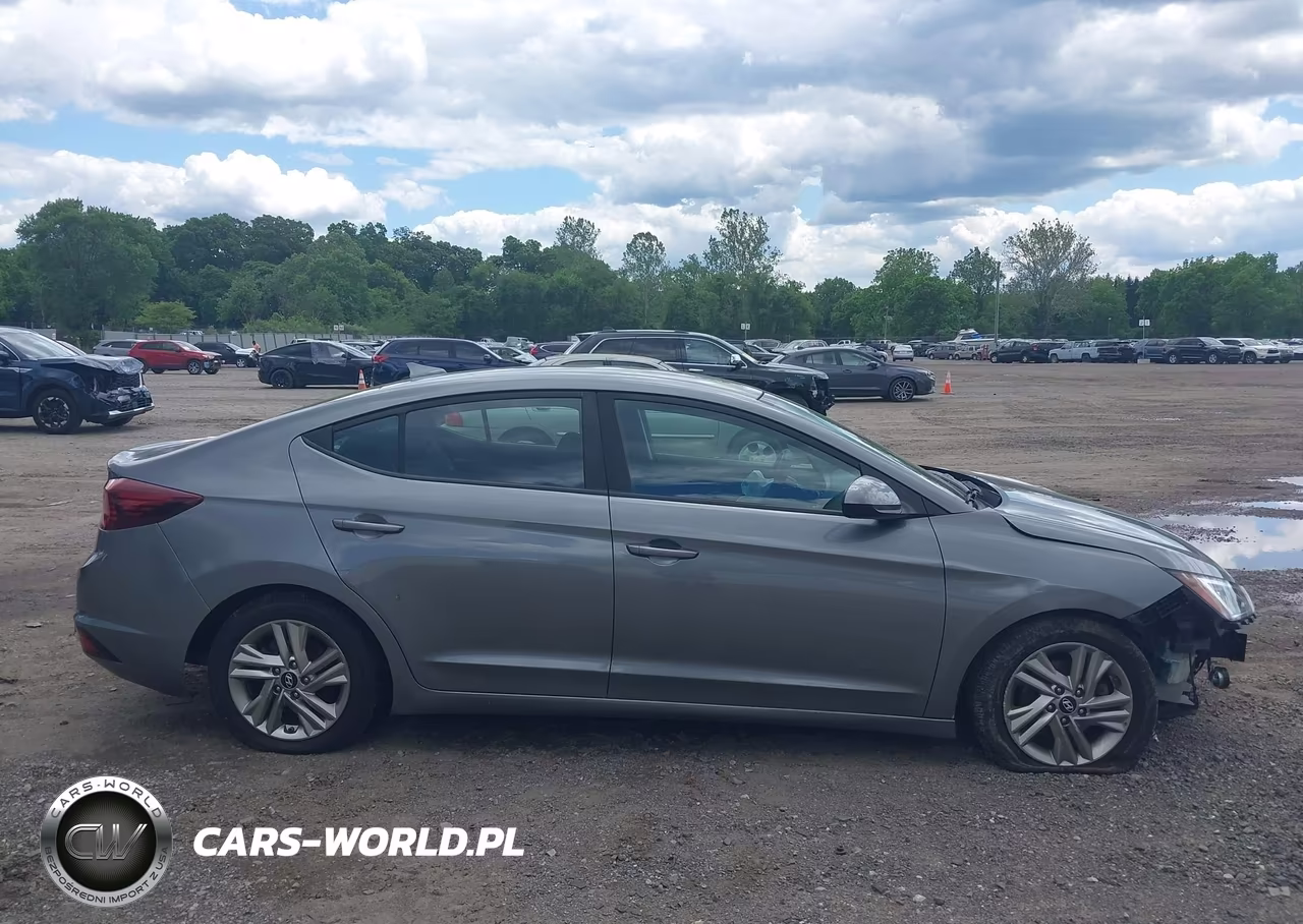 2019 Hyundai Elantra Sel VIN:5NPD84LF0KH451632 - 14