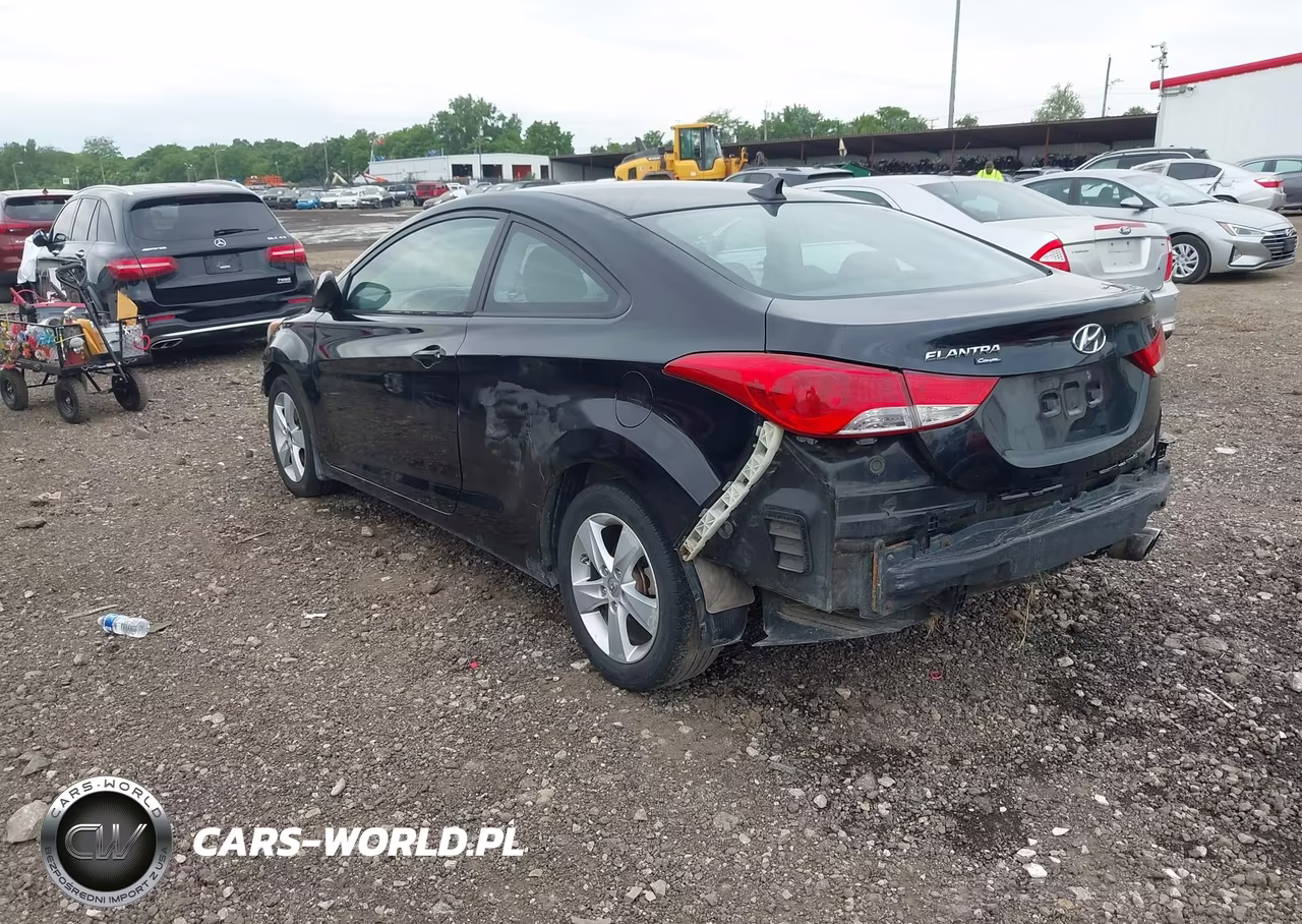 2013 Hyundai Elantra Gs VIN:KMHDH6AE9DU012889 - 3