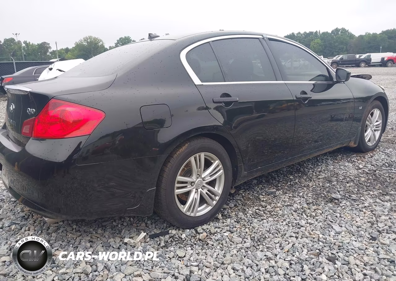 2015 Infiniti Q40 VIN:JN1CV6AP9FM501244 - 4