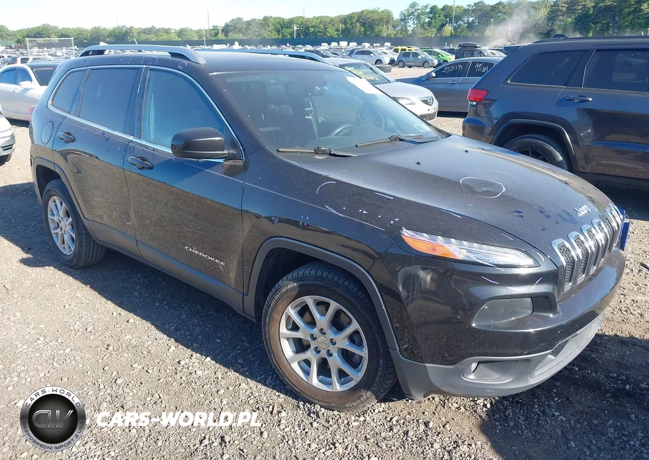 2015 Jeep Cherokee Latitude – zdjęcie 1 z 17