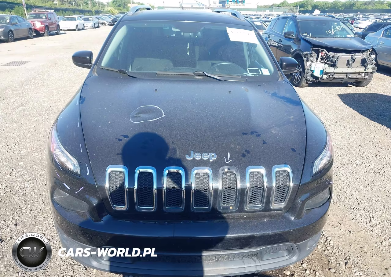 2015 Jeep Cherokee Latitude VIN:1C4PJMCS7FW551306 - 12