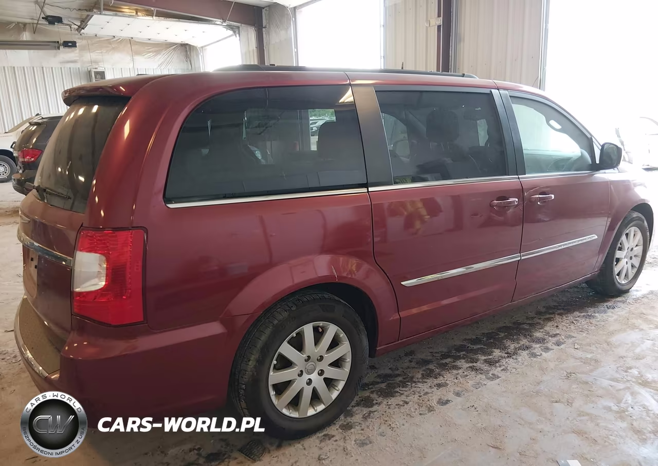 2015 Chrysler Town & Country Touring VIN:2C4RC1BG5FR620405 - 4