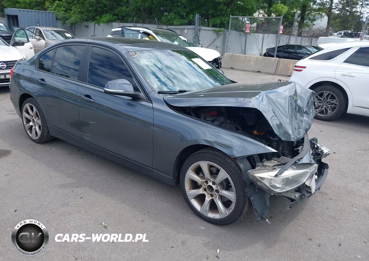 2014 BMW 320I xDrive – zdjęcie 1 z 17