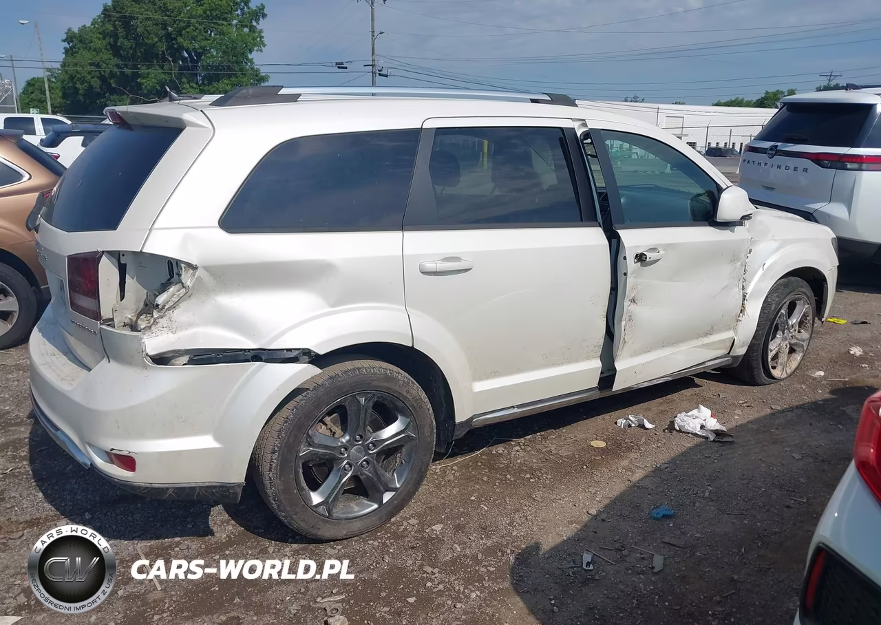 2016 Dodge Journey Crossroad VIN:3C4PDCGB1GT119345 - 4