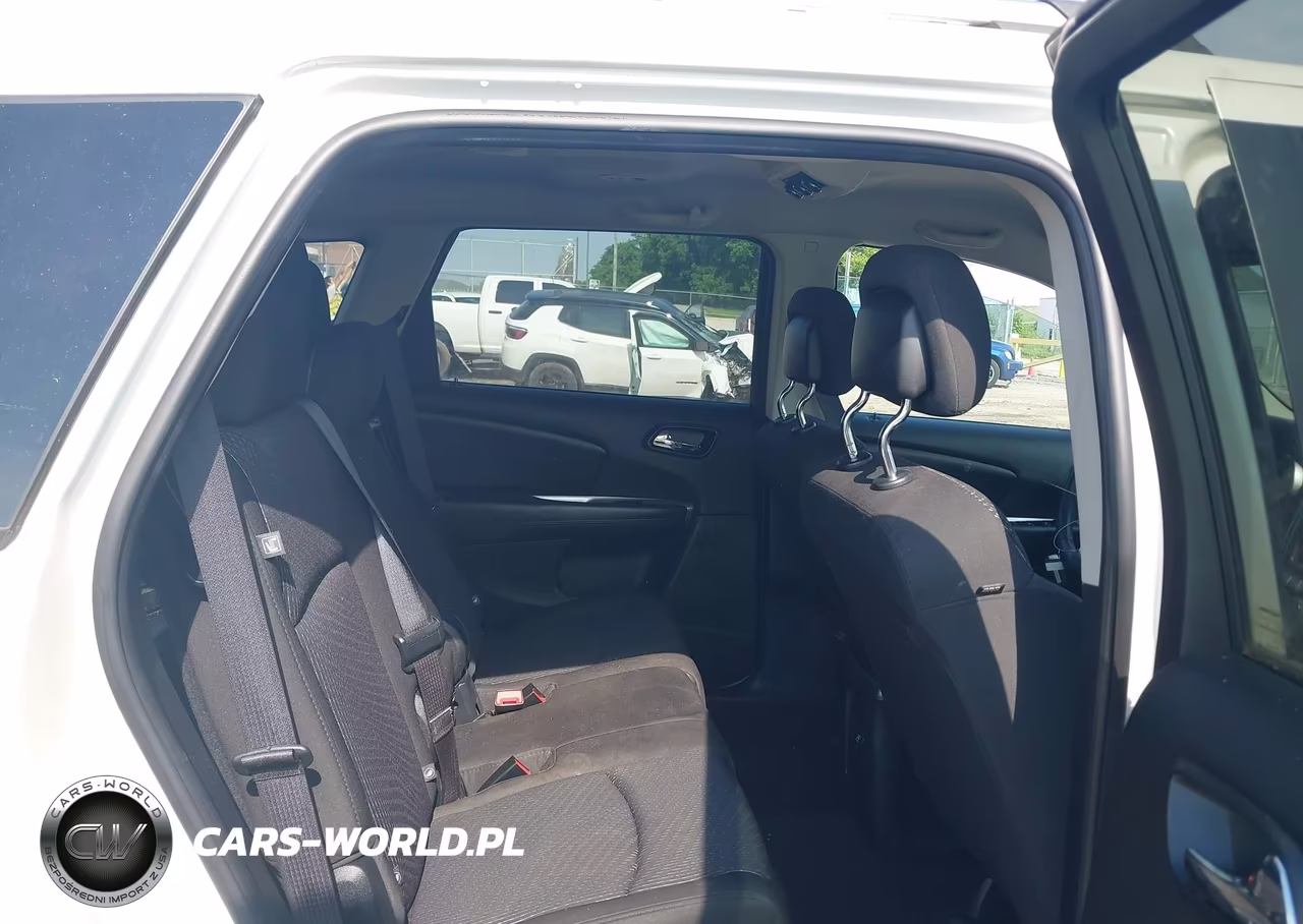 2016 Dodge Journey Crossroad VIN:3C4PDCGB1GT119345 - 8