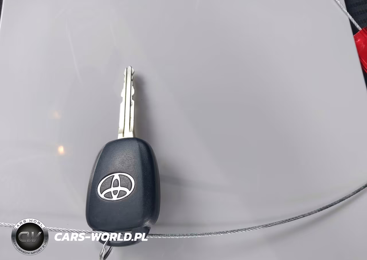 2017 Toyota Rav4 Le VIN:JTMZFREV3HJ126504 - 11