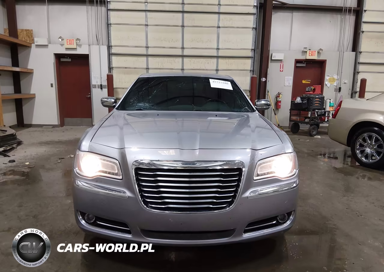 2014 Chrysler 300 VIN:2C3CCARG4EH352726 - 12