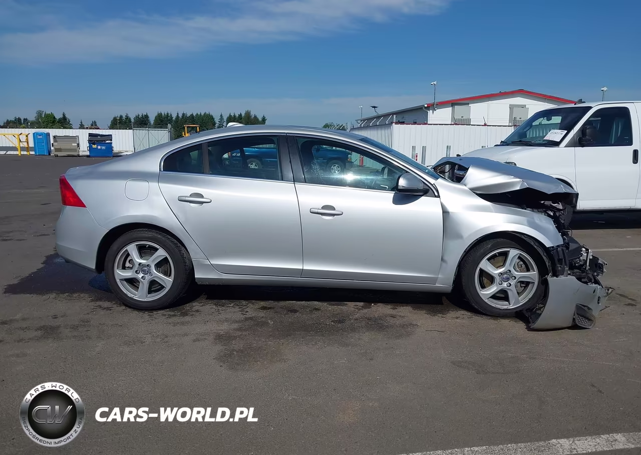 2012 Volvo S60 T5 VIN:YV1622FSXC2051145 - 13