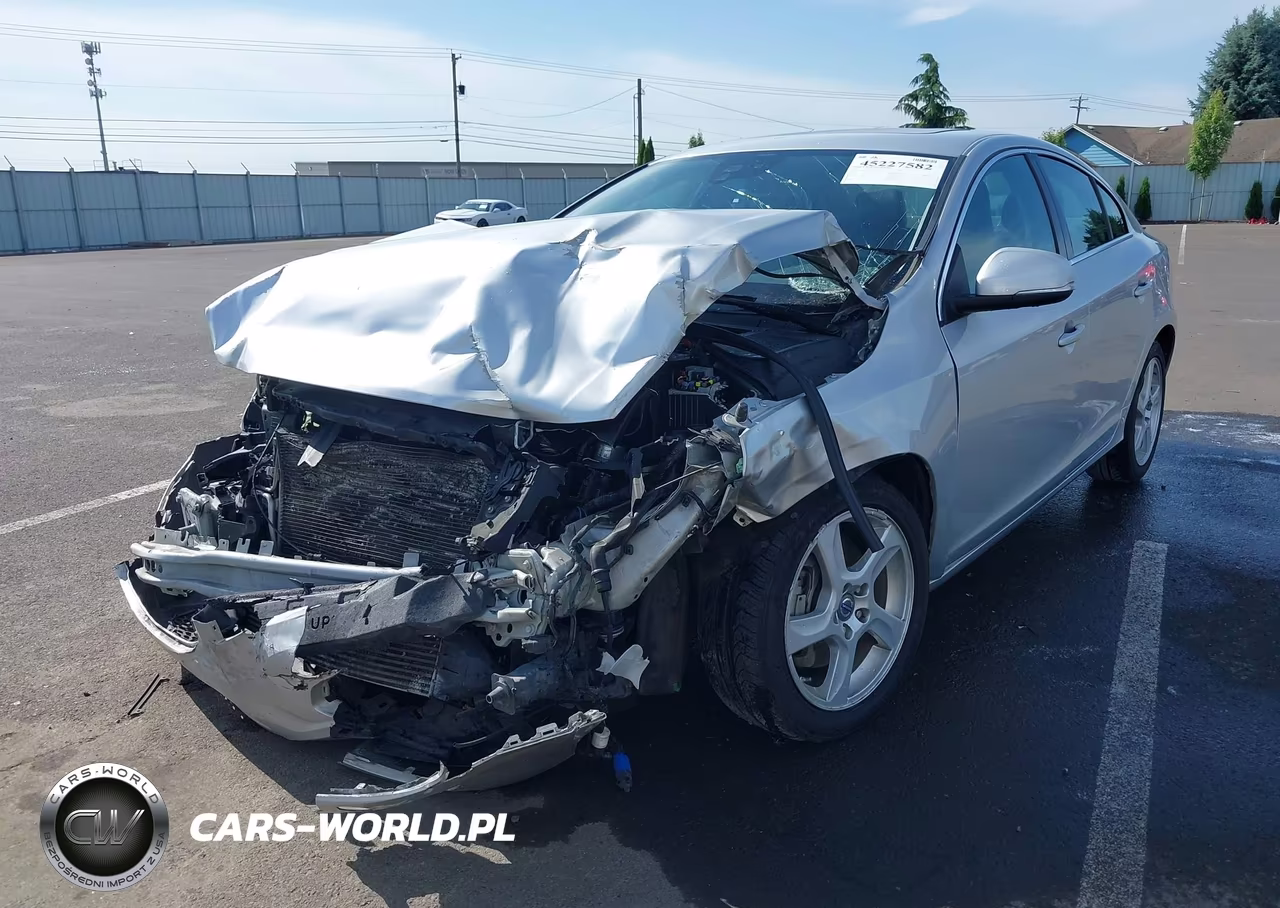 2012 Volvo S60 T5 VIN:YV1622FSXC2051145 - 18