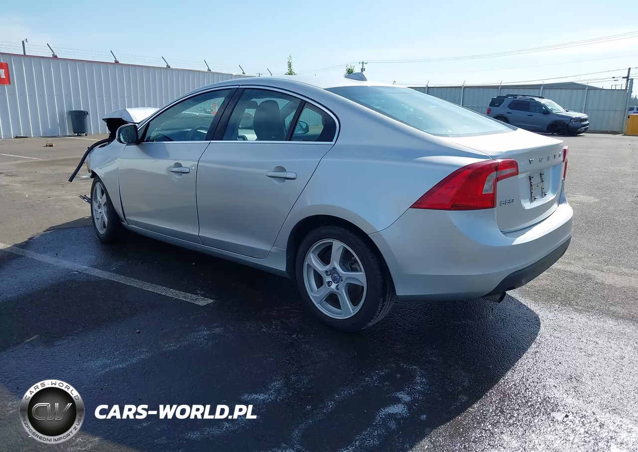 2012 Volvo S60 T5 VIN:YV1622FSXC2051145 - 3