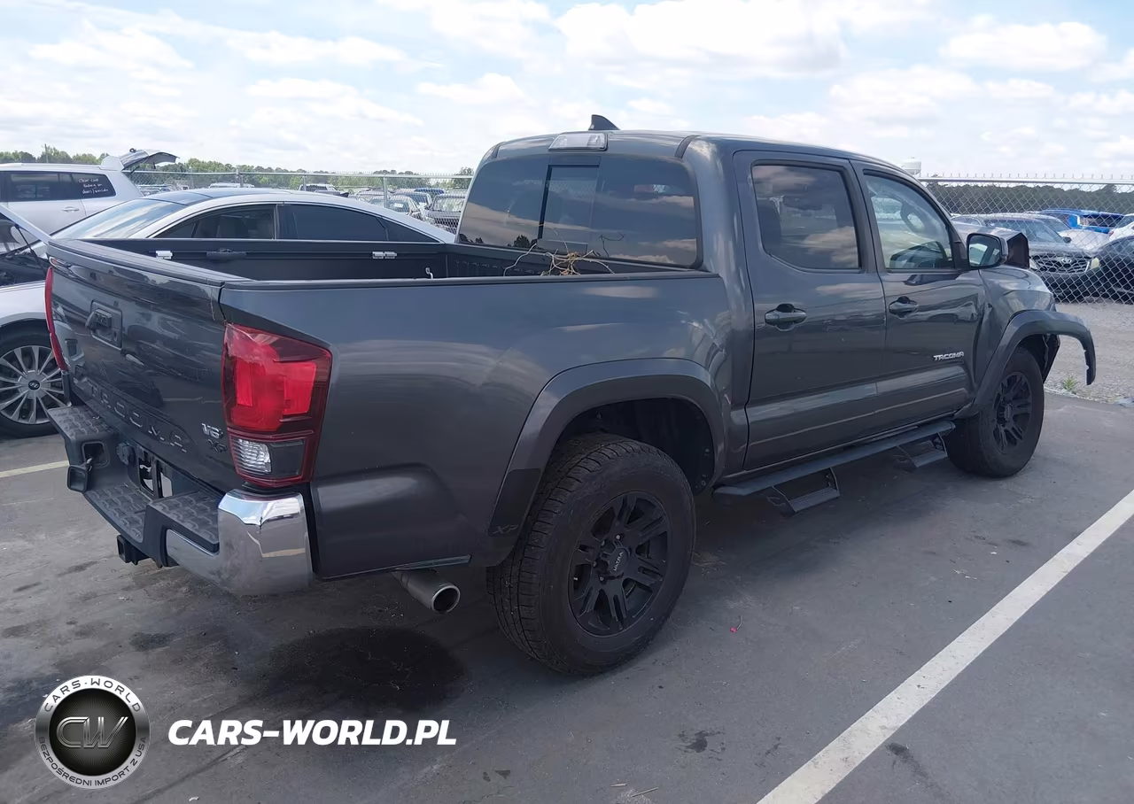 2018 Toyota Tacoma Sr5 V6 VIN:3TMAZ5CN6JM077758 - 4