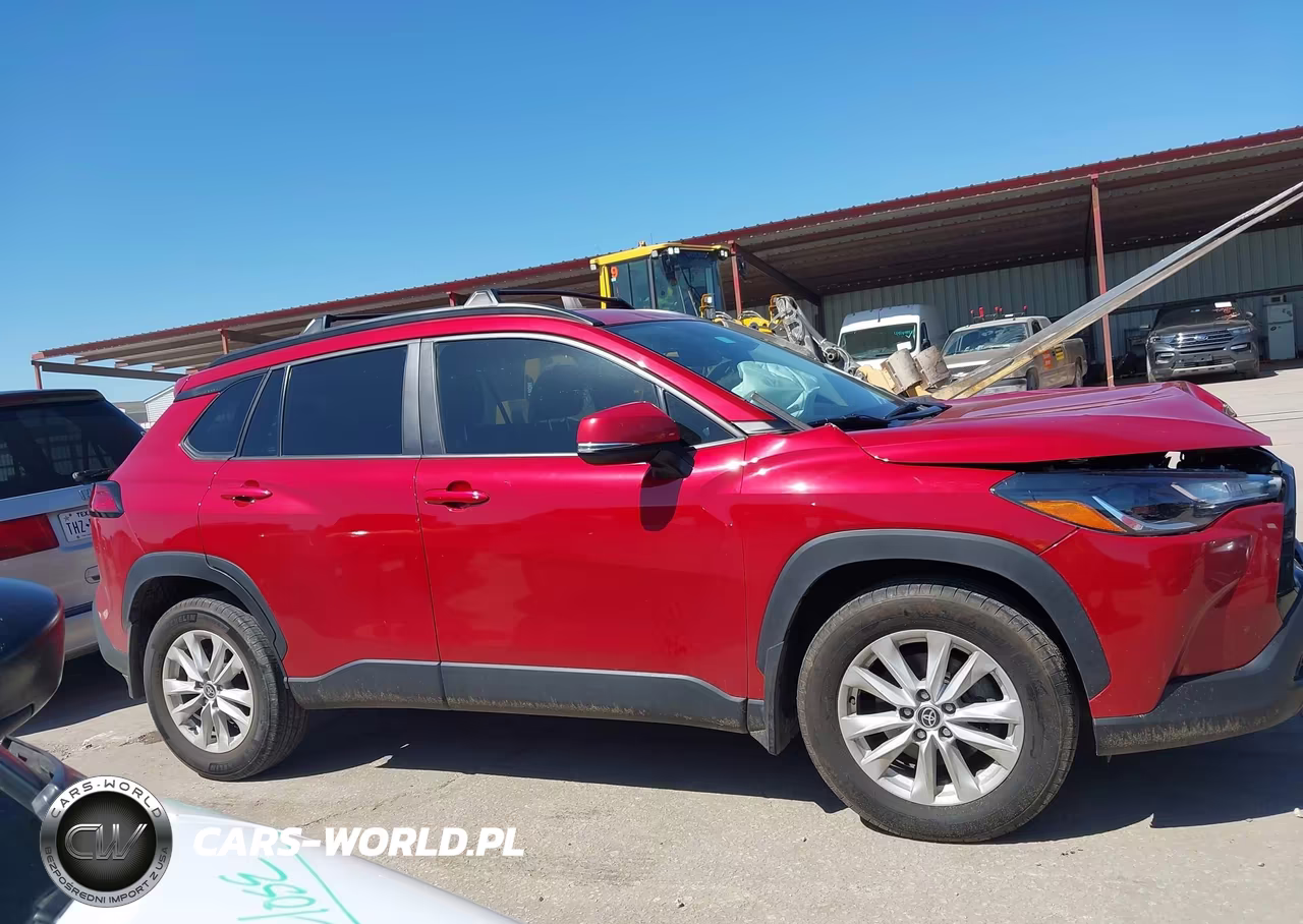 2022 Toyota Corolla Cross Le VIN:7MUCAAAG3NV030017 - 14