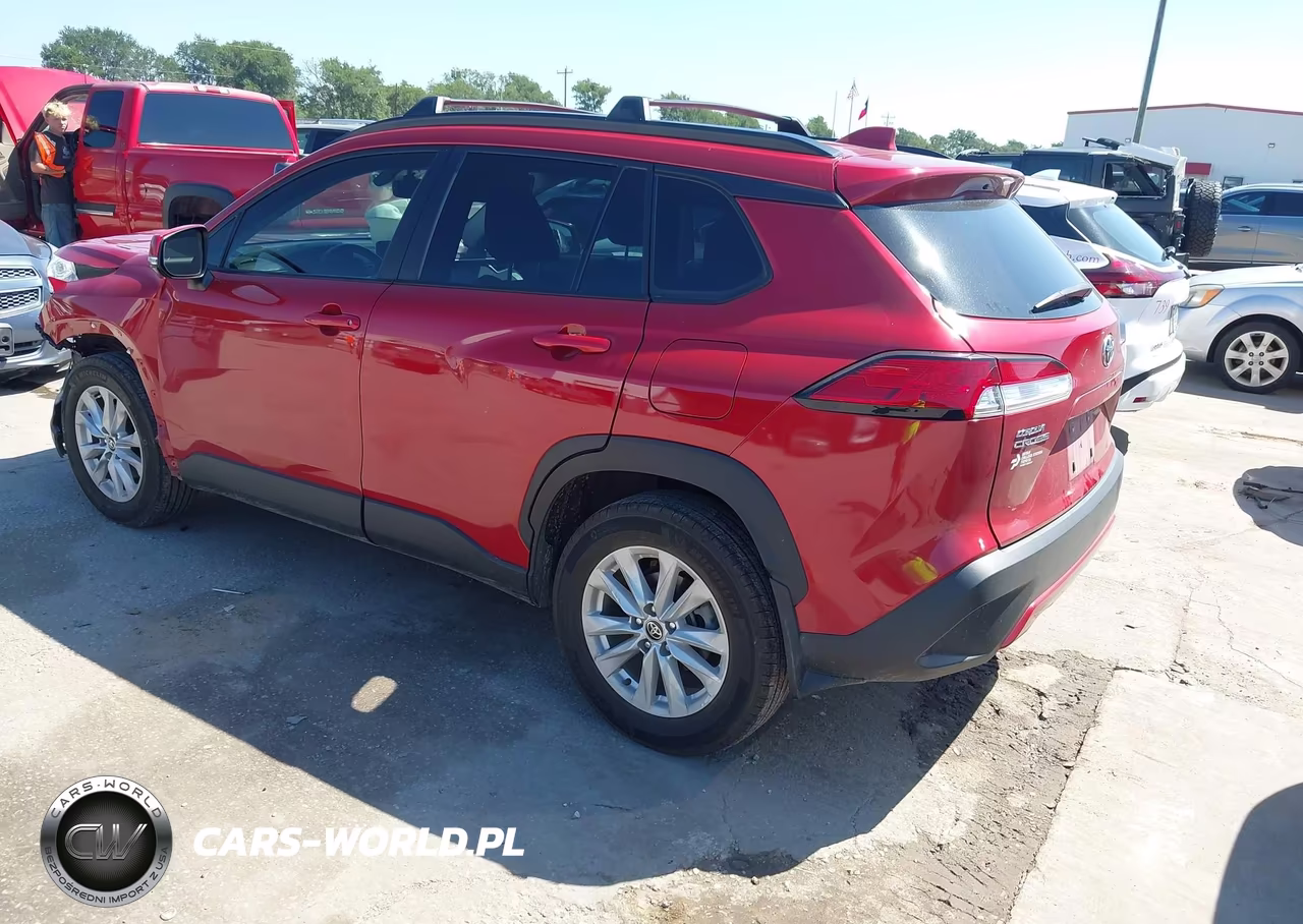 2022 Toyota Corolla Cross Le VIN:7MUCAAAG3NV030017 - 3