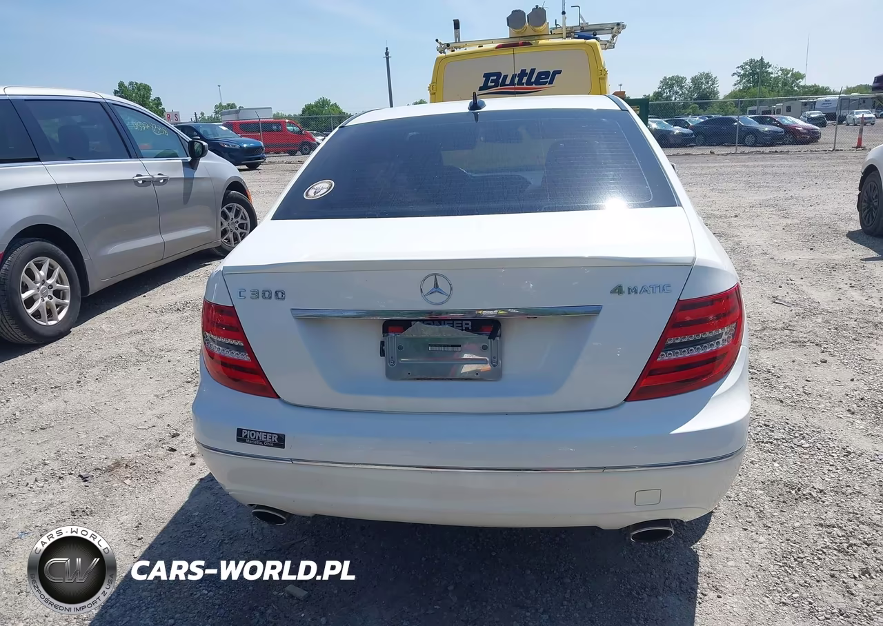 2013 Mercedes-Benz C 300 Luxury 4Matic VIN:WDDGF8AB1DR270714 - 16